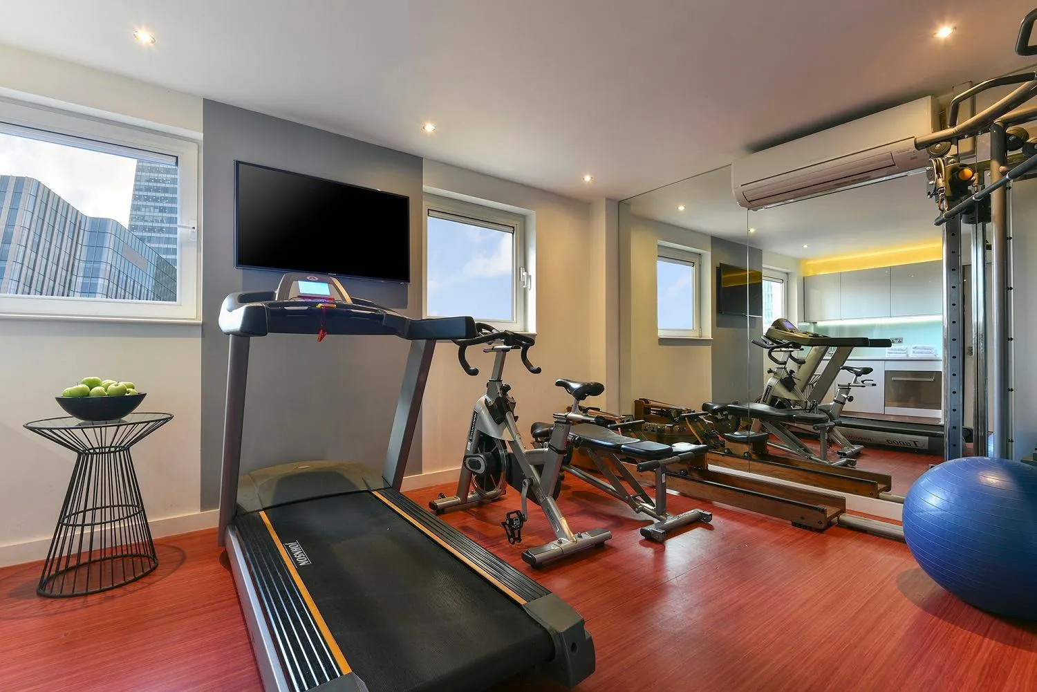 Fitness centre/facilities in Fraser Place Canary Wharf