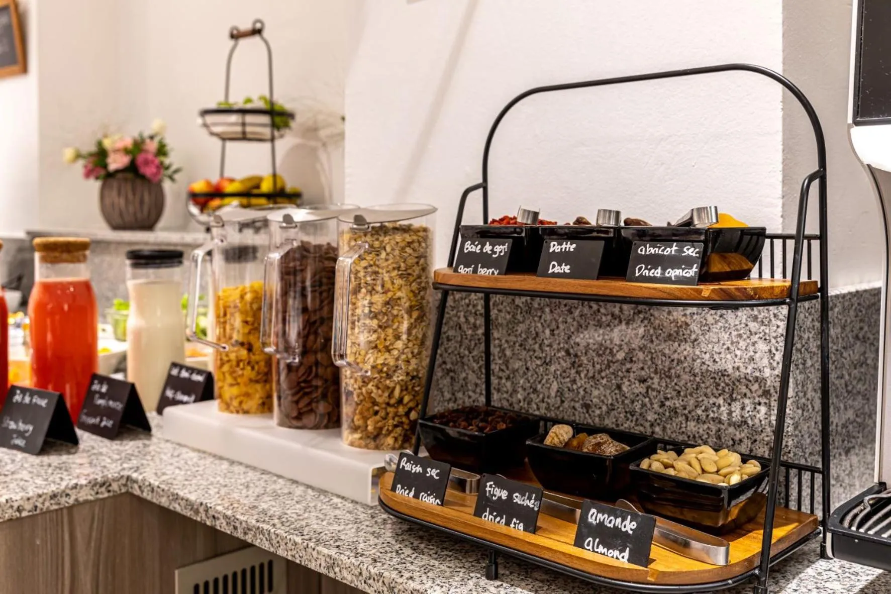 Food in Fraser Suites Paris La Défense