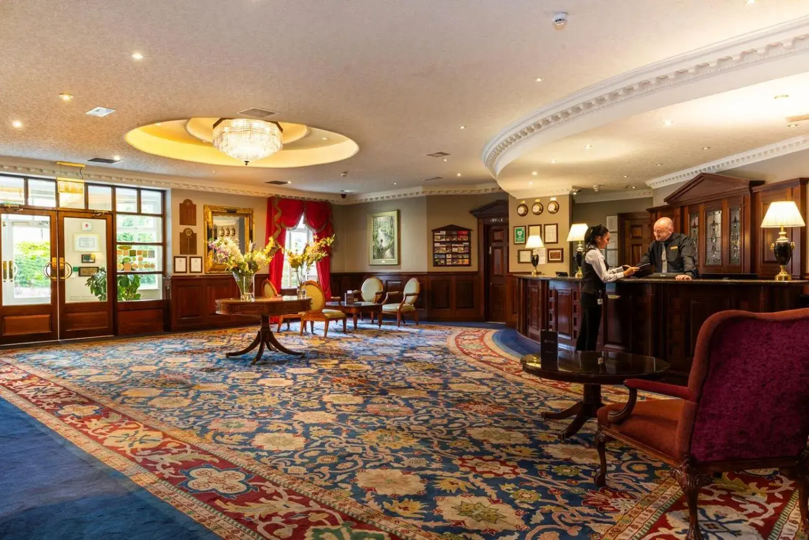 Seven Oaks Hotel Seven Oaks Hotel
