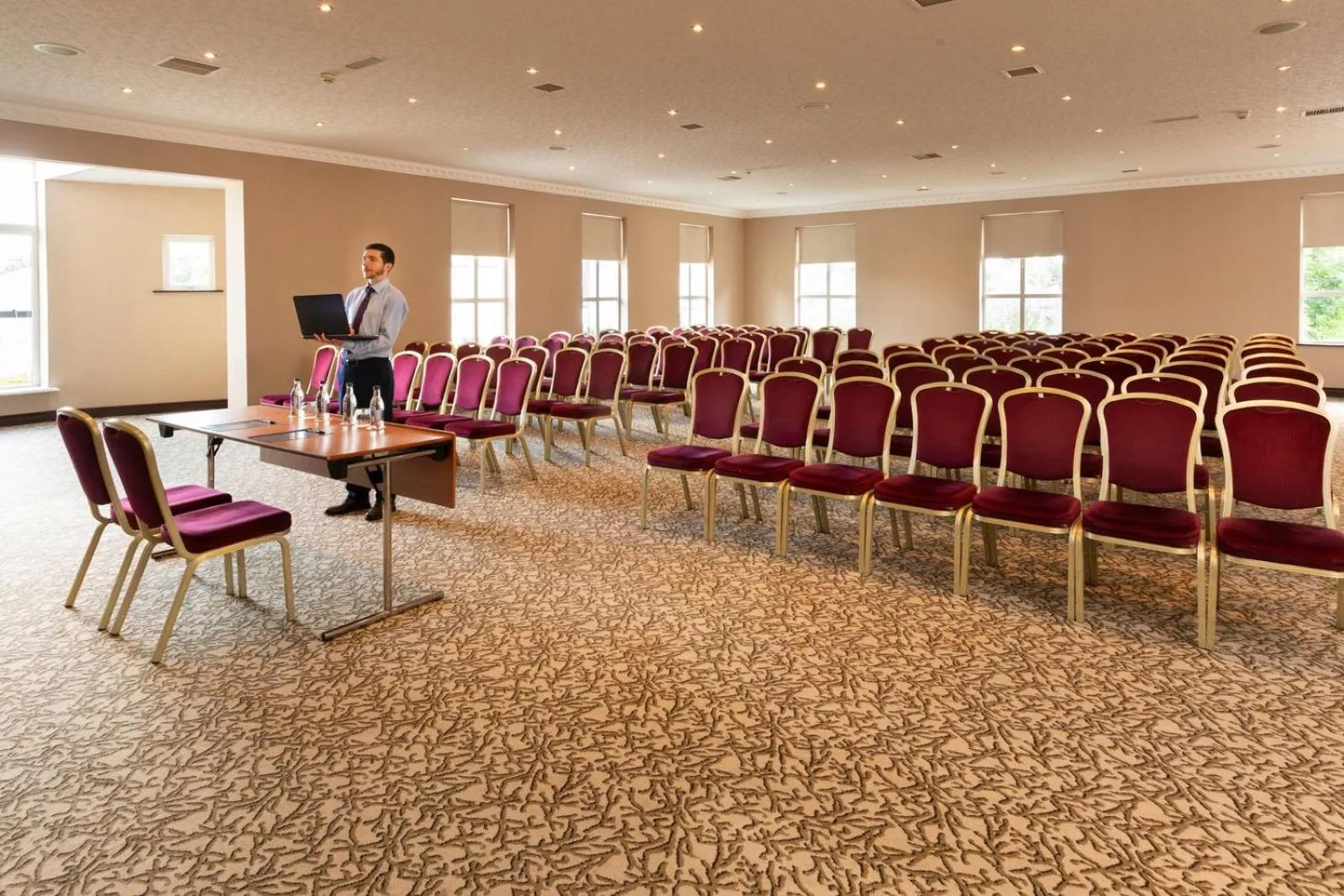 Meeting/conference room in Seven Oaks Hotel