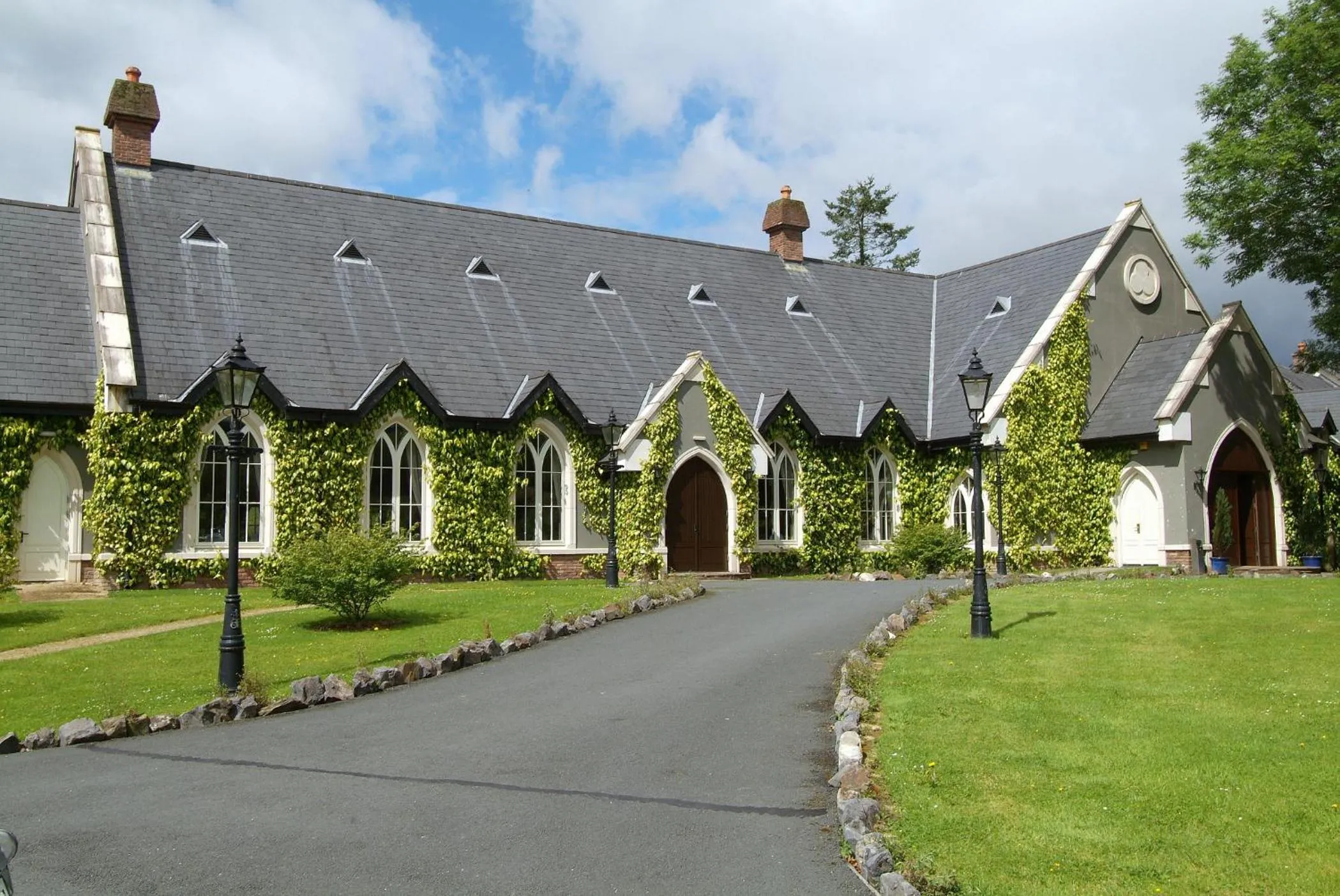 Property building in BrookLodge & Macreddin Village