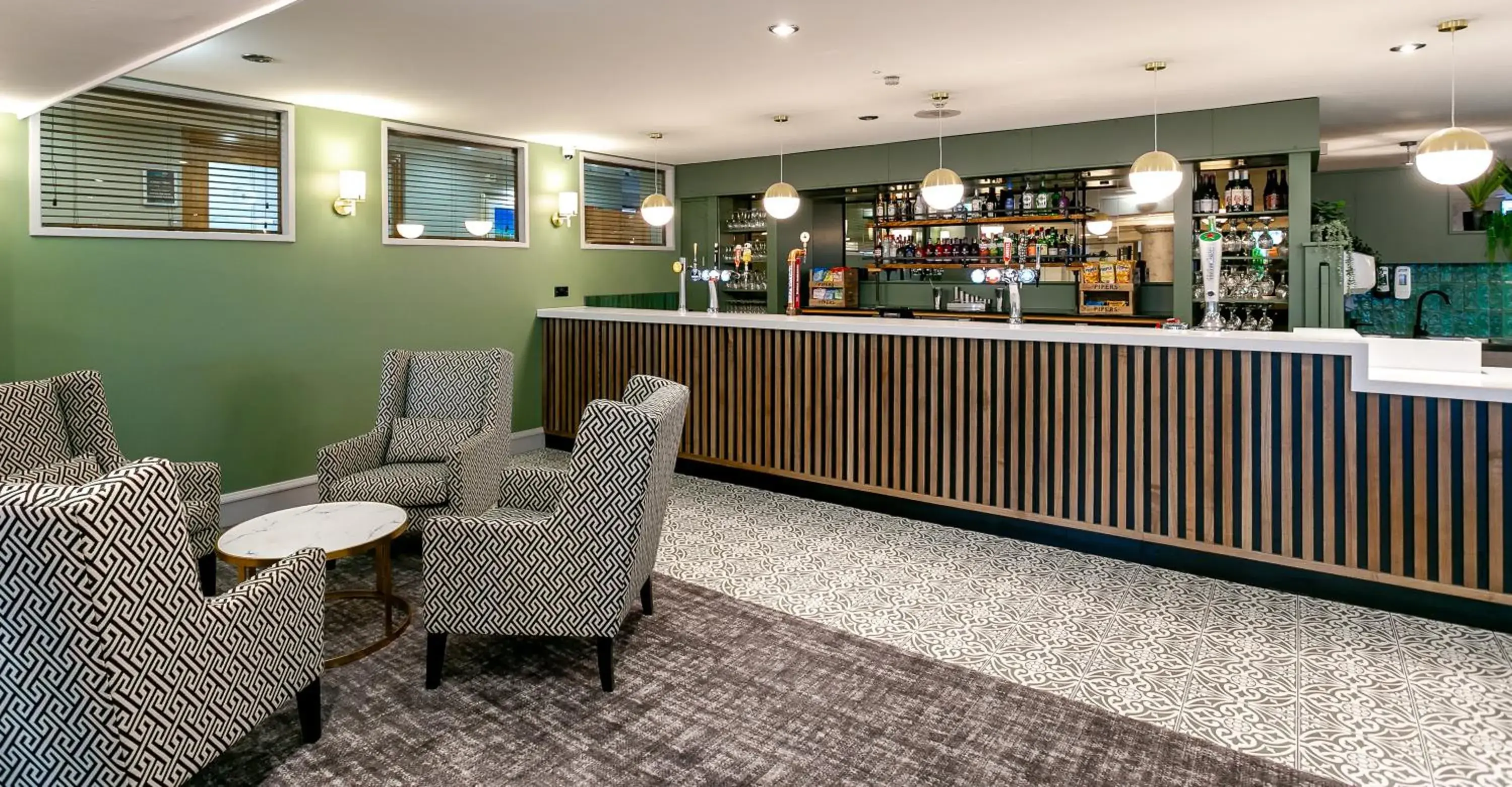 Lounge or bar in Cedar Court Hotel Huddersfield Lounge or bar in Cedar Court Hotel Huddersfield