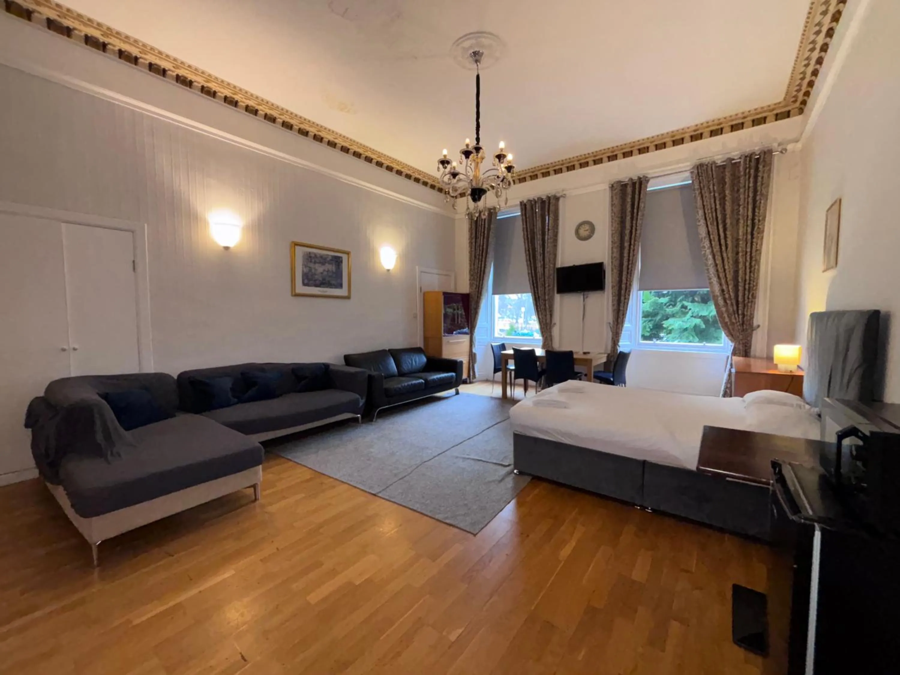 Living room, Bed in Park View House