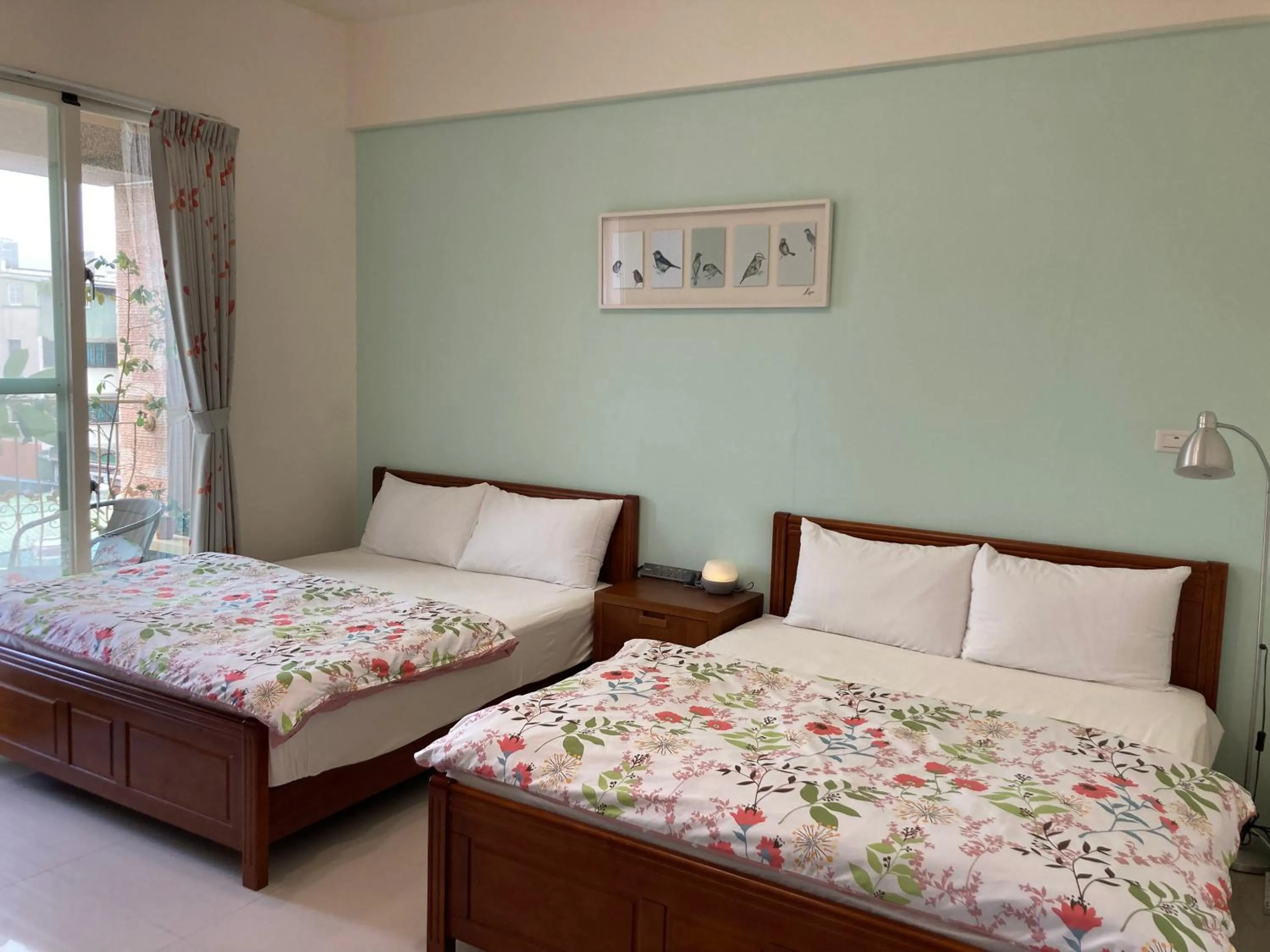 Bed in Feng Su