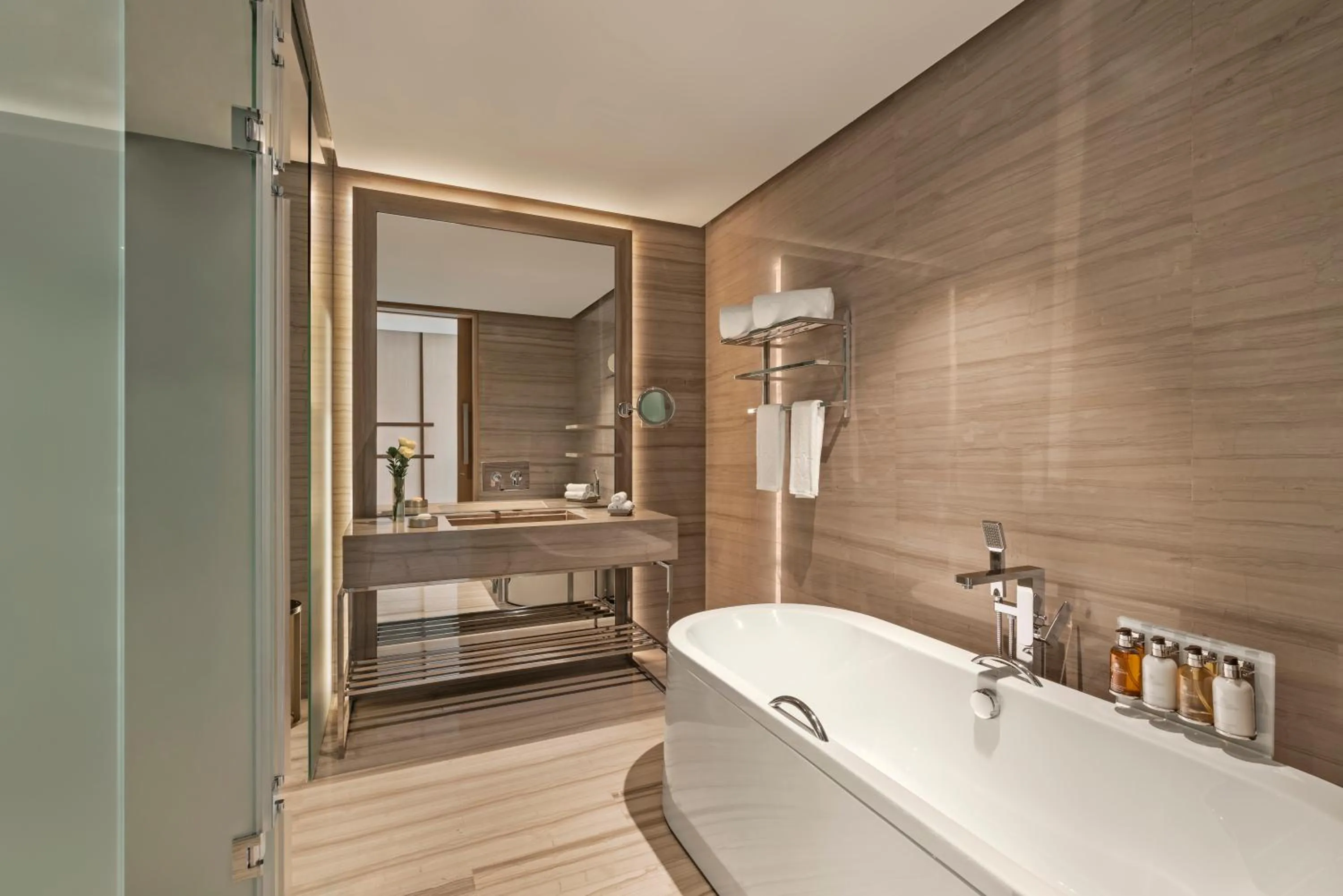 Shower in Rixos Premium Dubai JBR