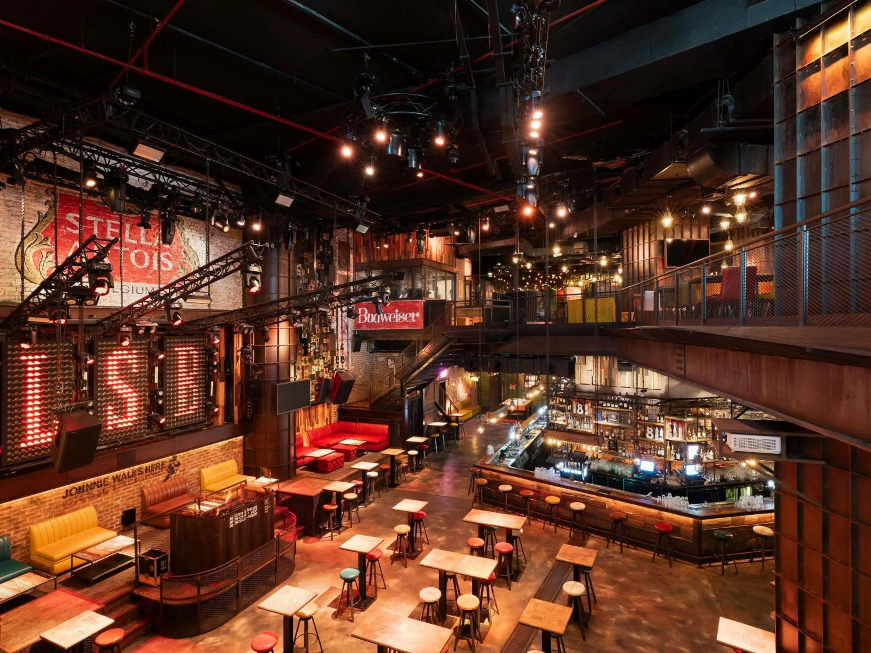 Lounge or bar in Rixos Premium Dubai JBR