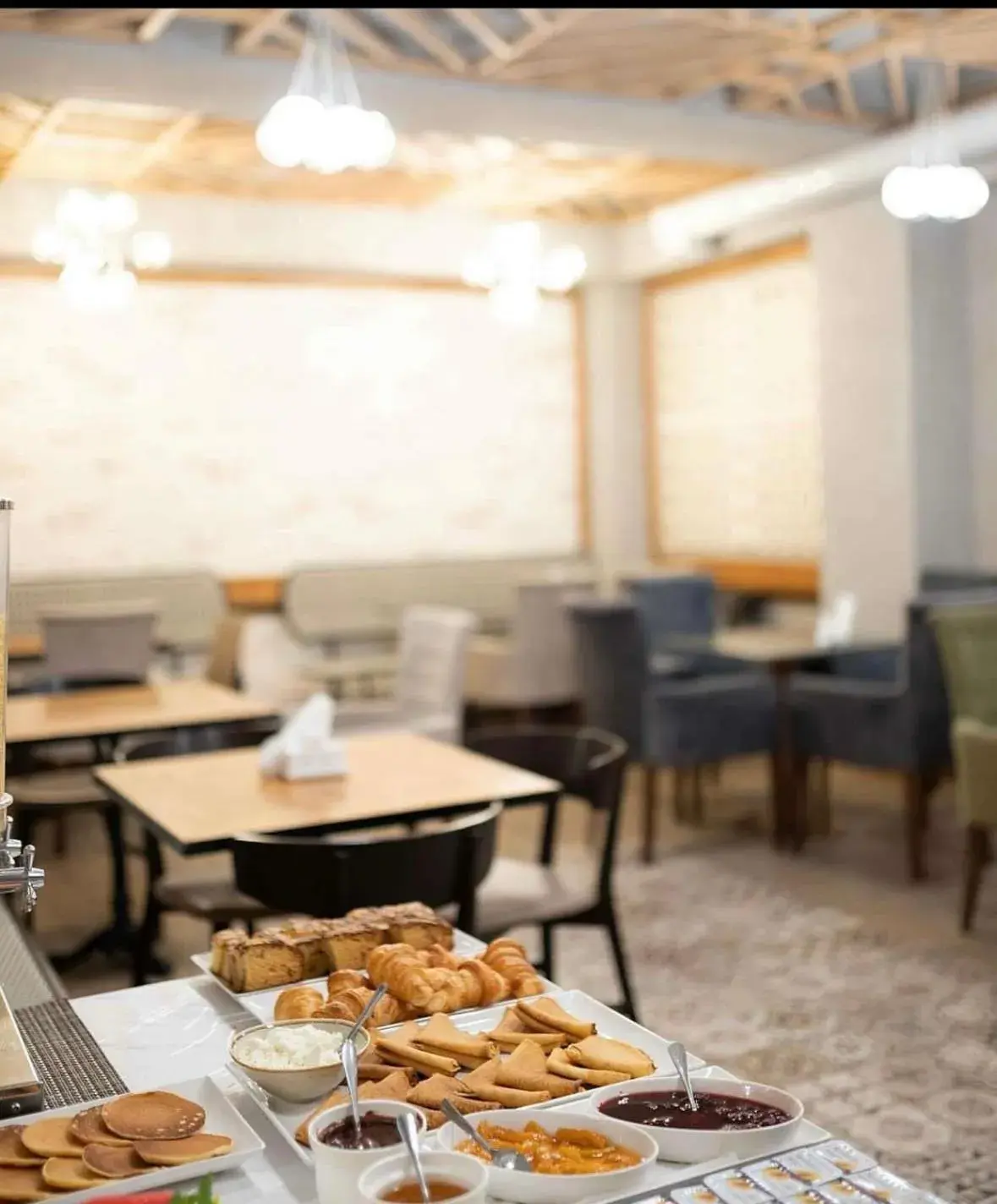 Breakfast in Boulevard Hotel Breakfast in Boulevard Hotel