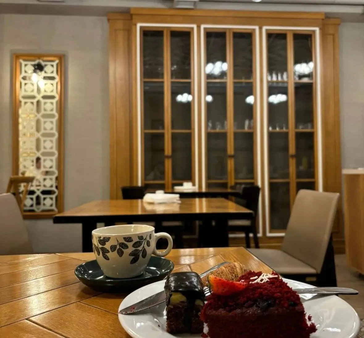 Breakfast in Boulevard Hotel