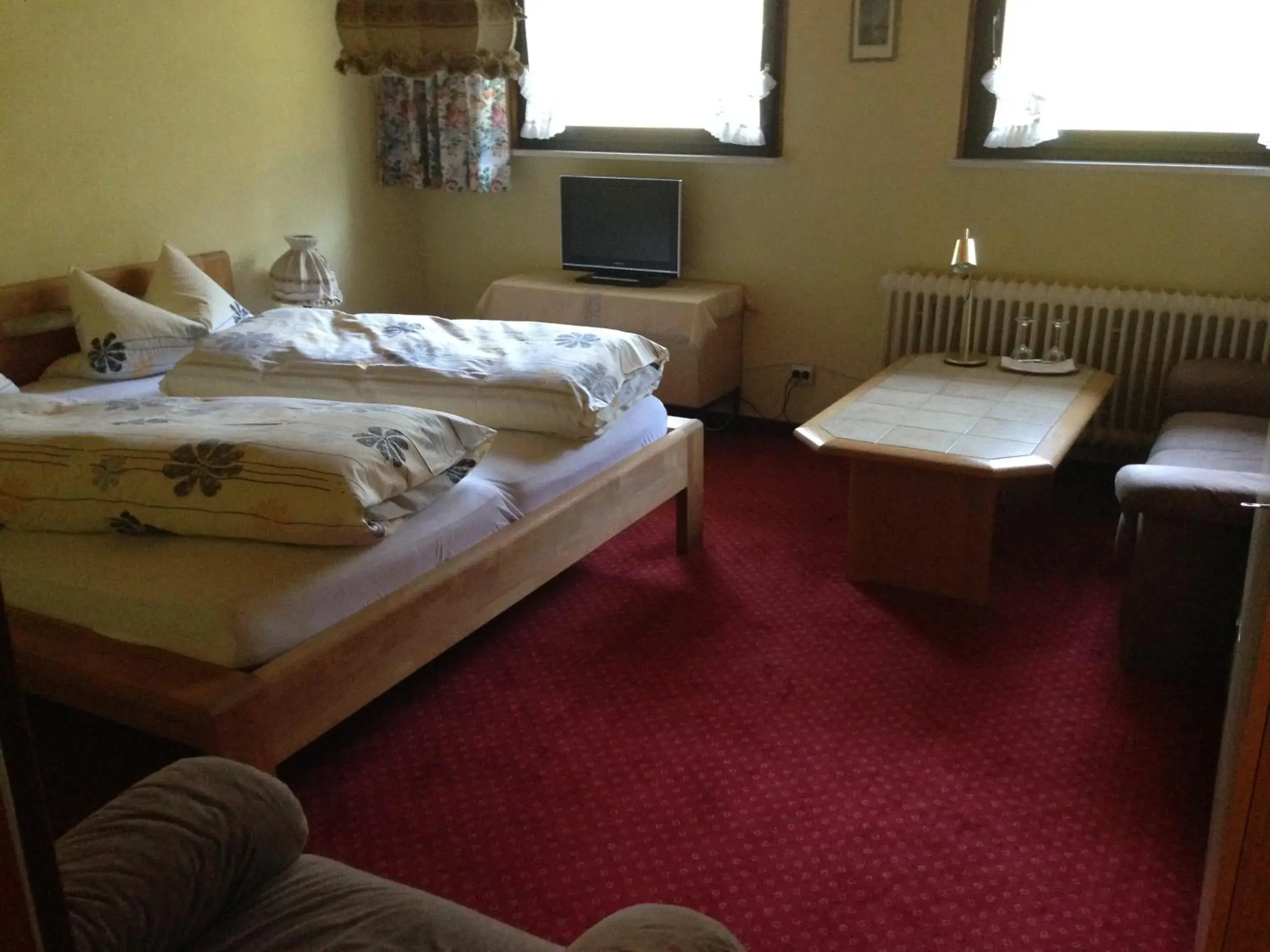 Double Room with Private Bathroom in Café - Pension Bernreutehof Double Room with Private Bathroom in Café - Pension Bernreutehof