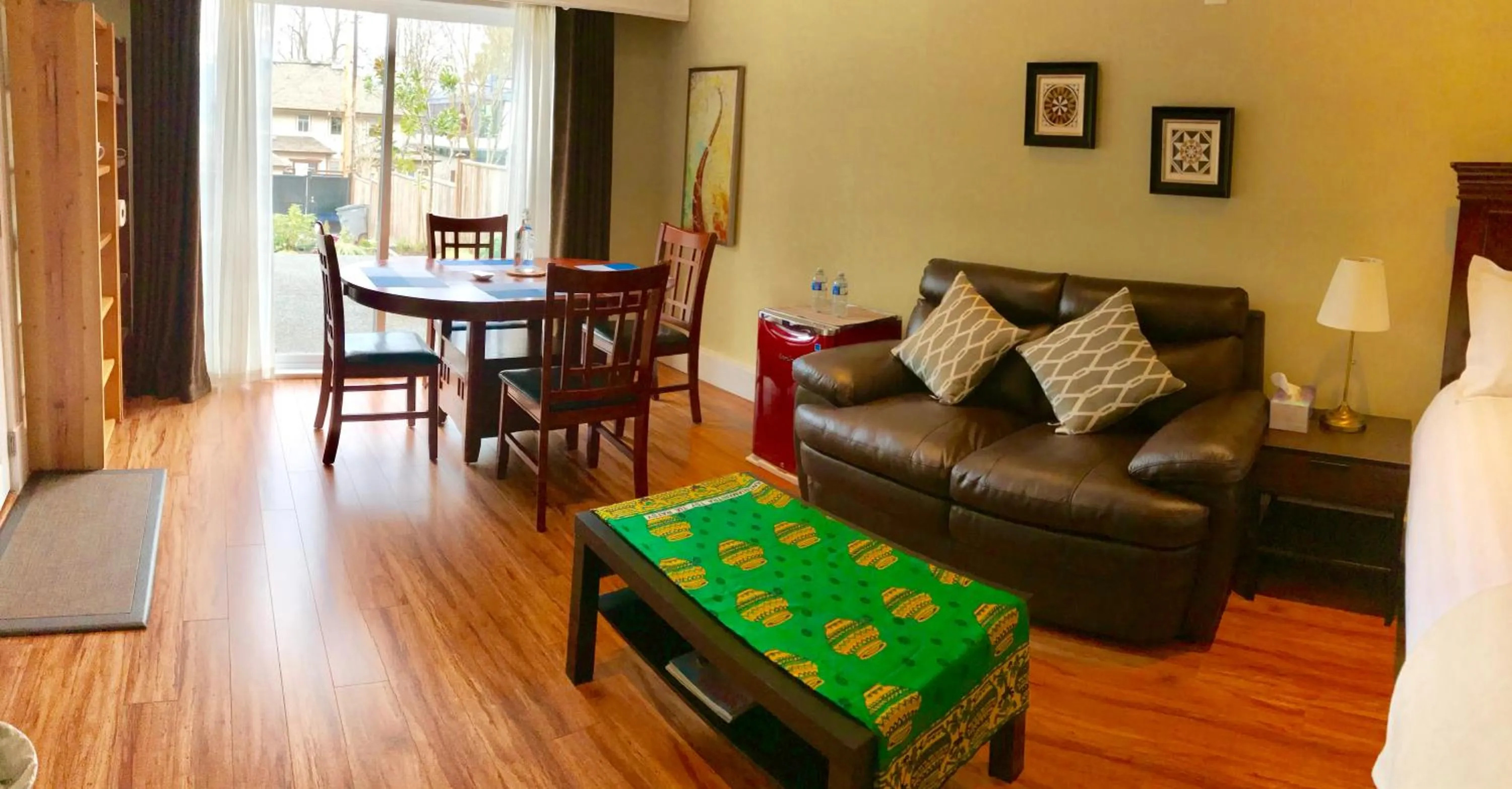 Living room in Bay View House