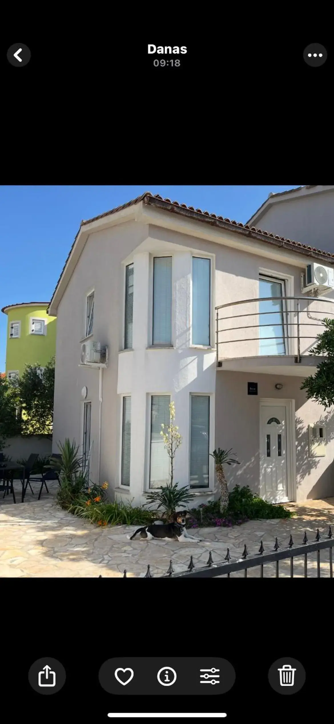 SUMMER NOVALJA Spacious Holiday Home with Private Garden, BBQ & 2 Parking Spaces SUMMER NOVALJA Spacious Holiday Home with Private Garden, BBQ & 2 Parking Spaces