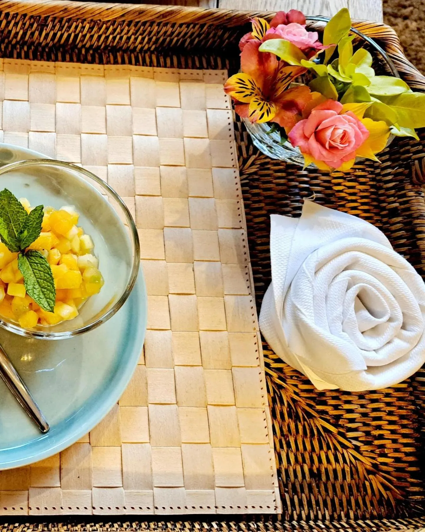 room service in Hôtel Traiteur Les Ormes, The Originals Relais