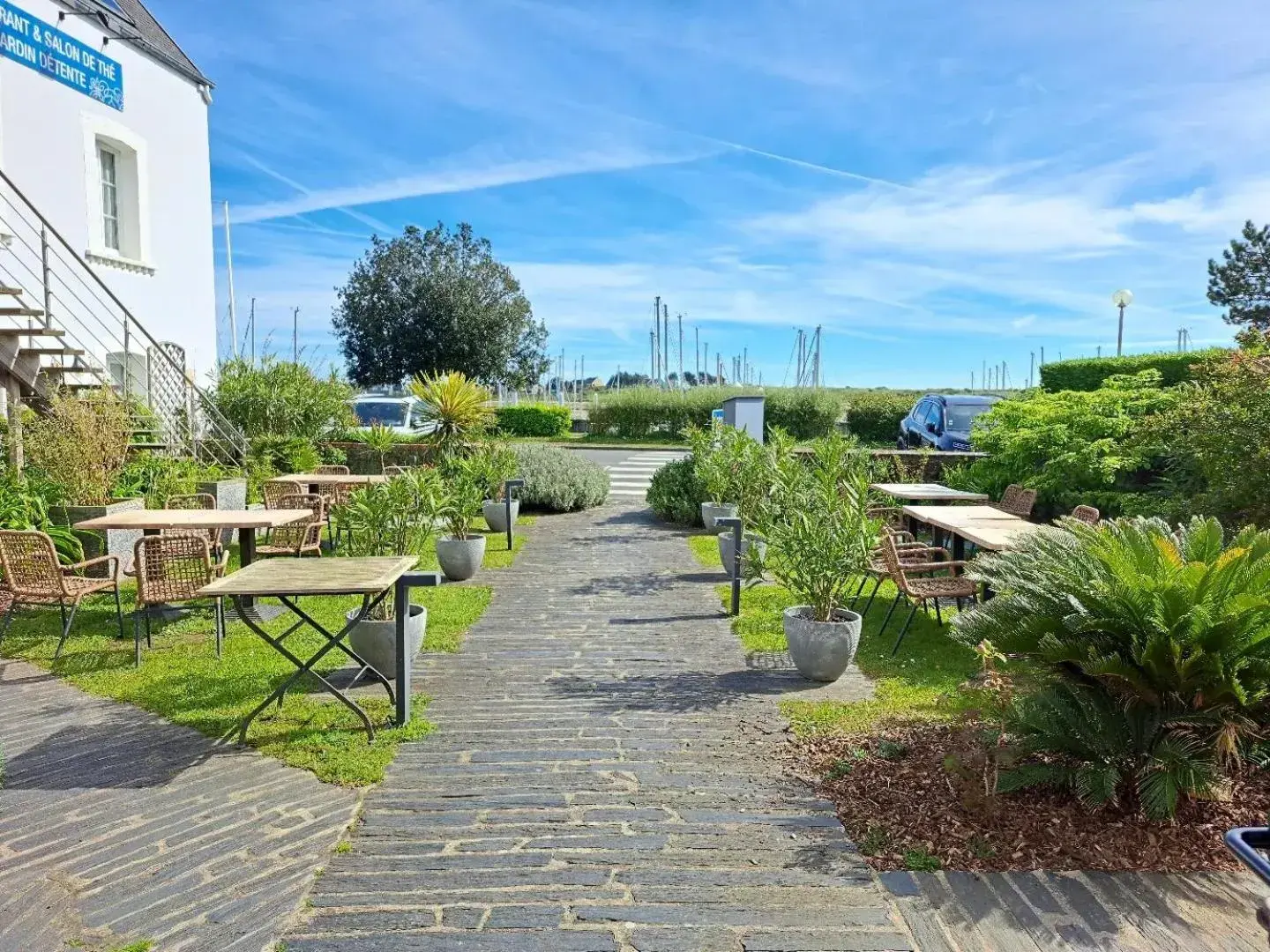 Facade/entrance in Hôtel Traiteur Les Ormes, The Originals Relais Facade/entrance in Hôtel Traiteur Les Ormes, The Originals Relais