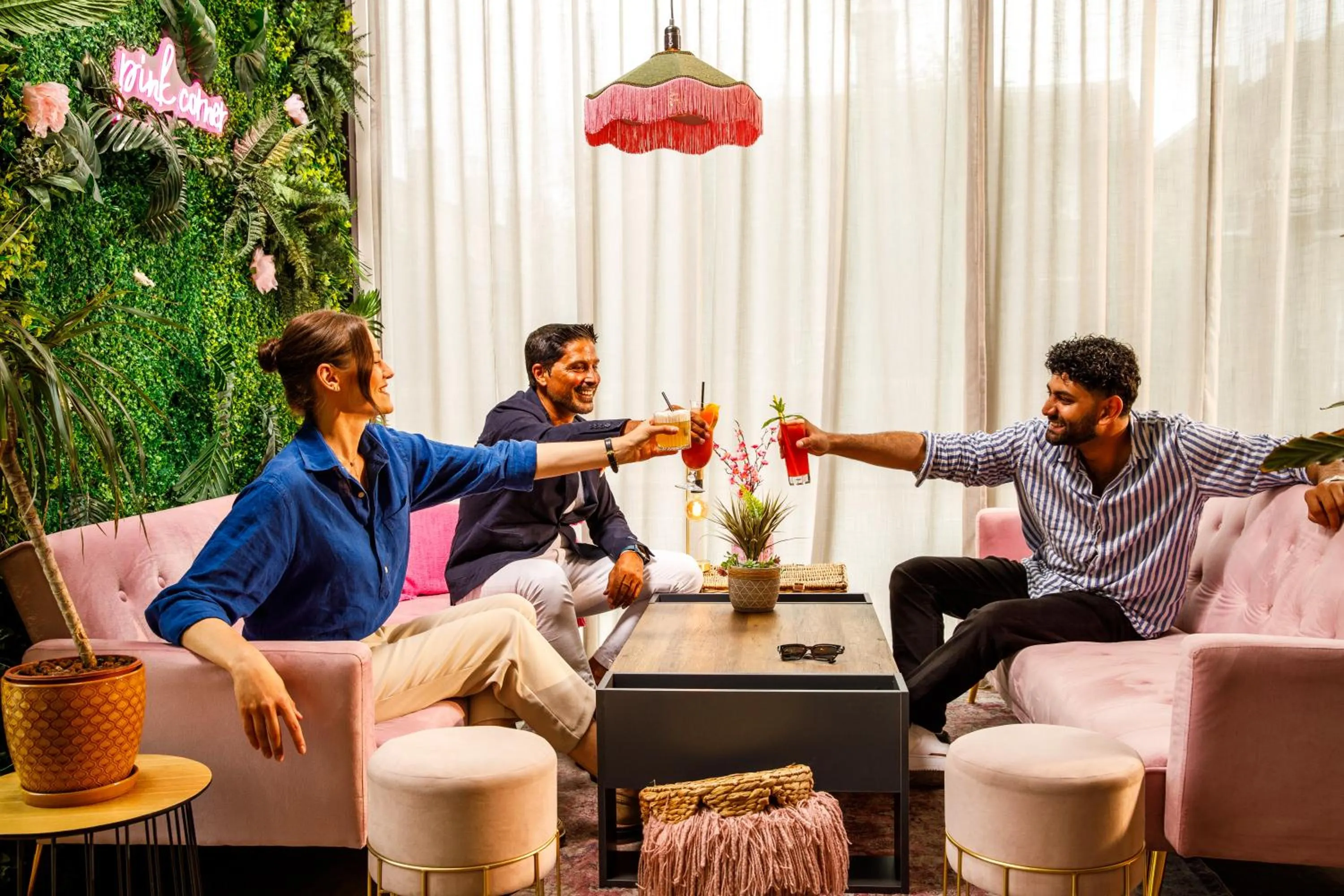 Restaurant/places to eat in Novotel London Greenwich