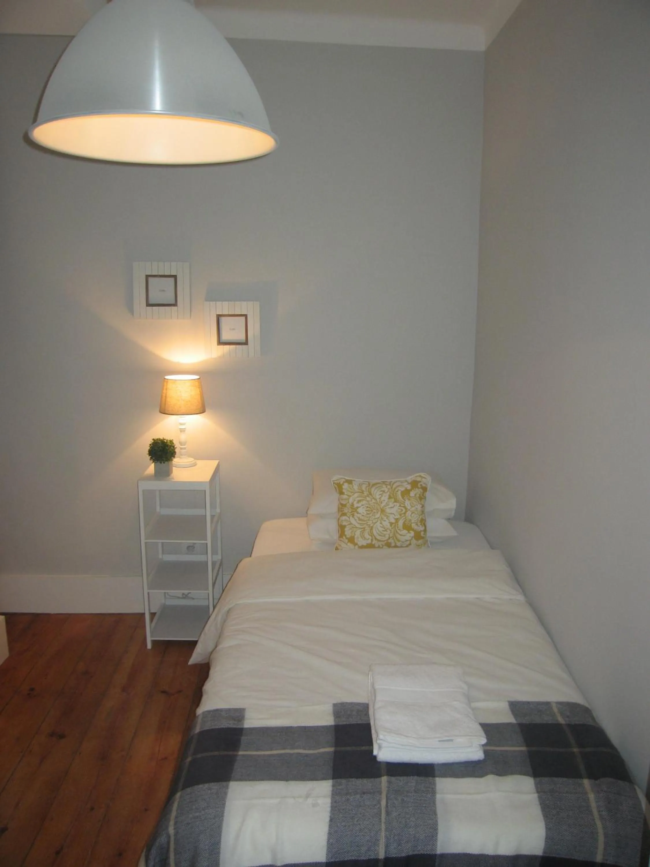 Bedroom, Bed in Duque-Chiado Downtown