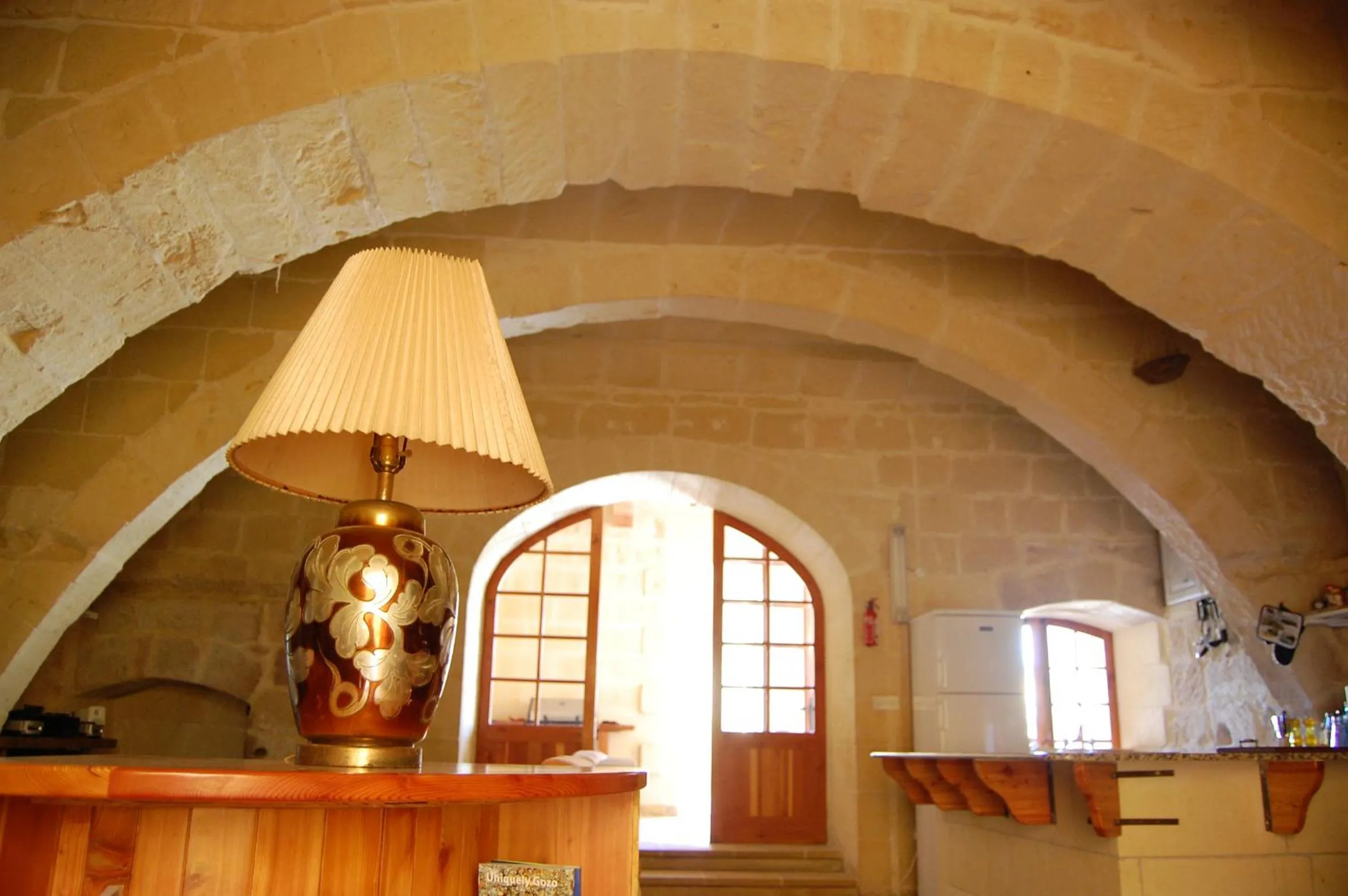 Communal lounge/ TV room in Mood Farmhouse Mythology