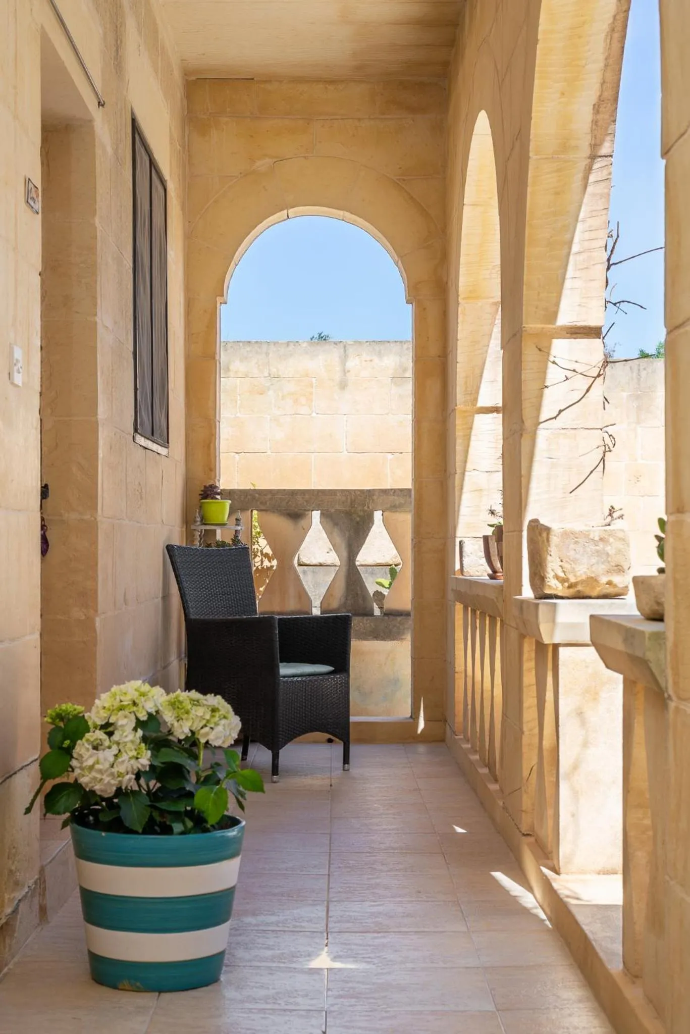 Patio in Mood Farmhouse Mythology