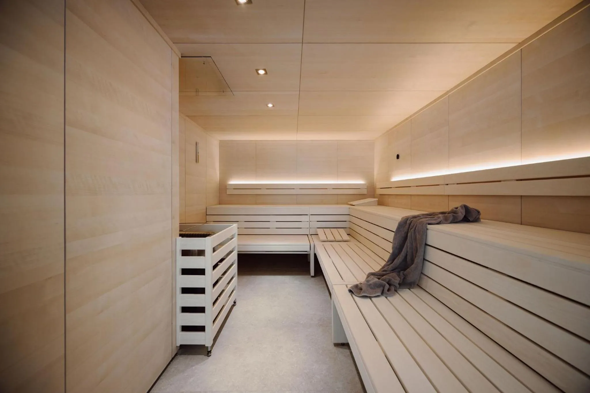 Sauna, Bed in Hotel loj - our kind of place