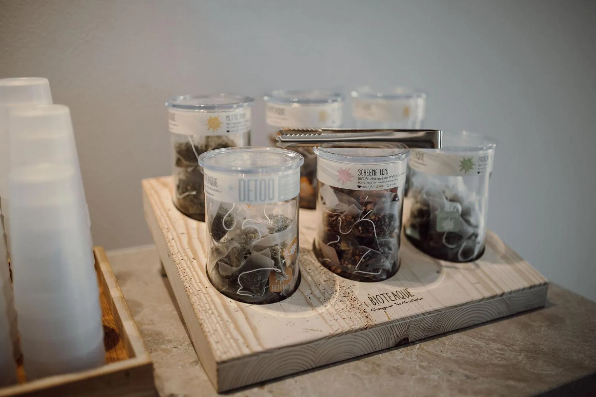 Coffee/tea facilities in Hotel loj - our kind of place
