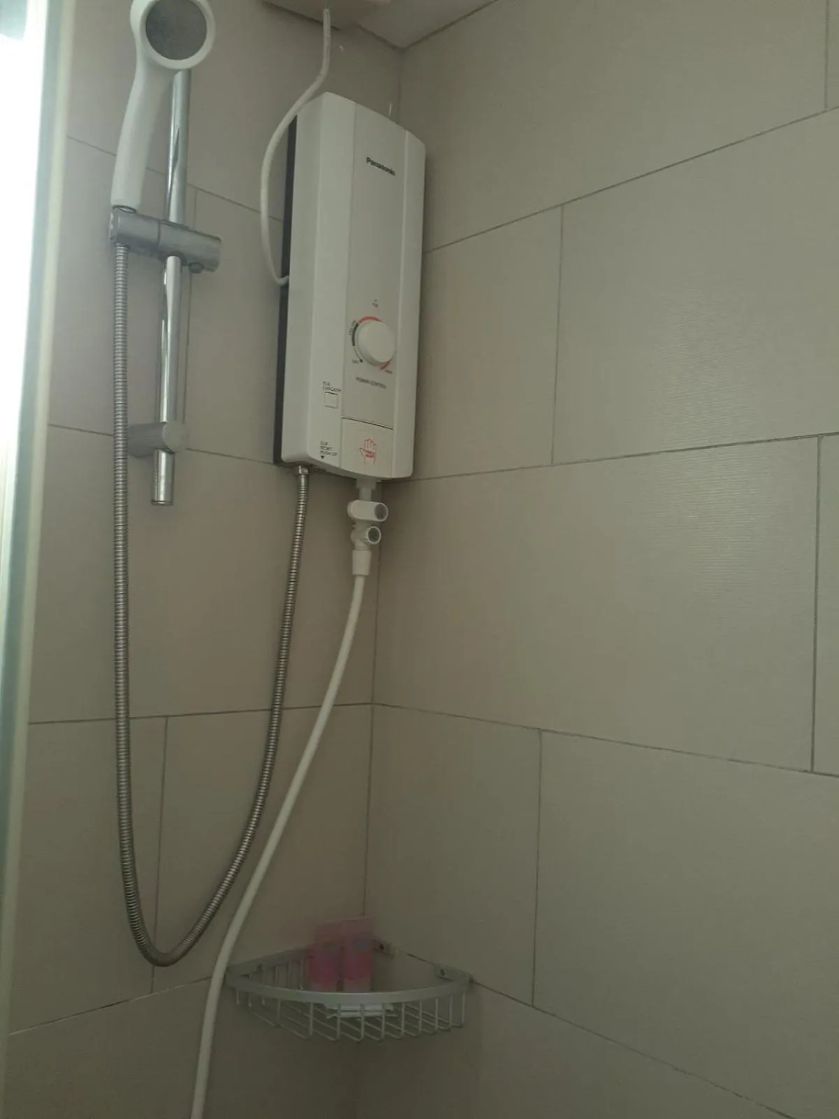 Shower in Bluewaves Beach House