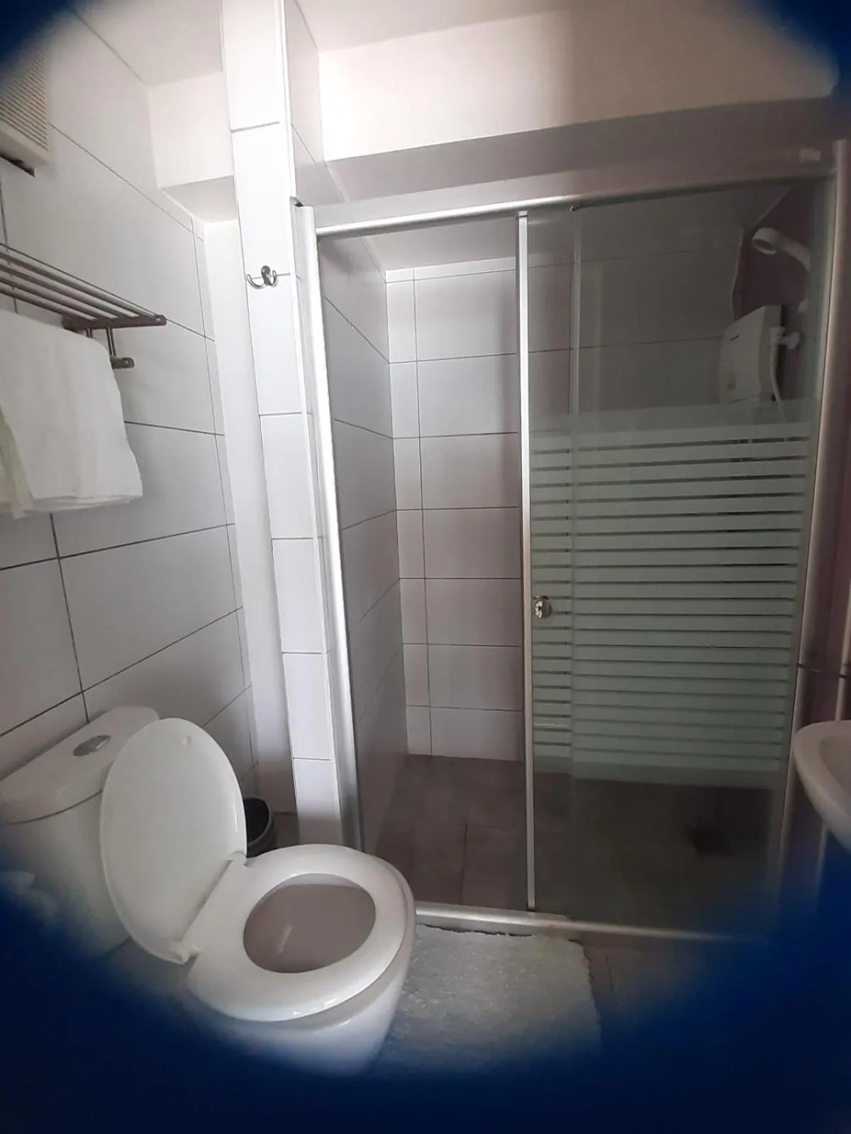 Shower in Bluewaves Beach House