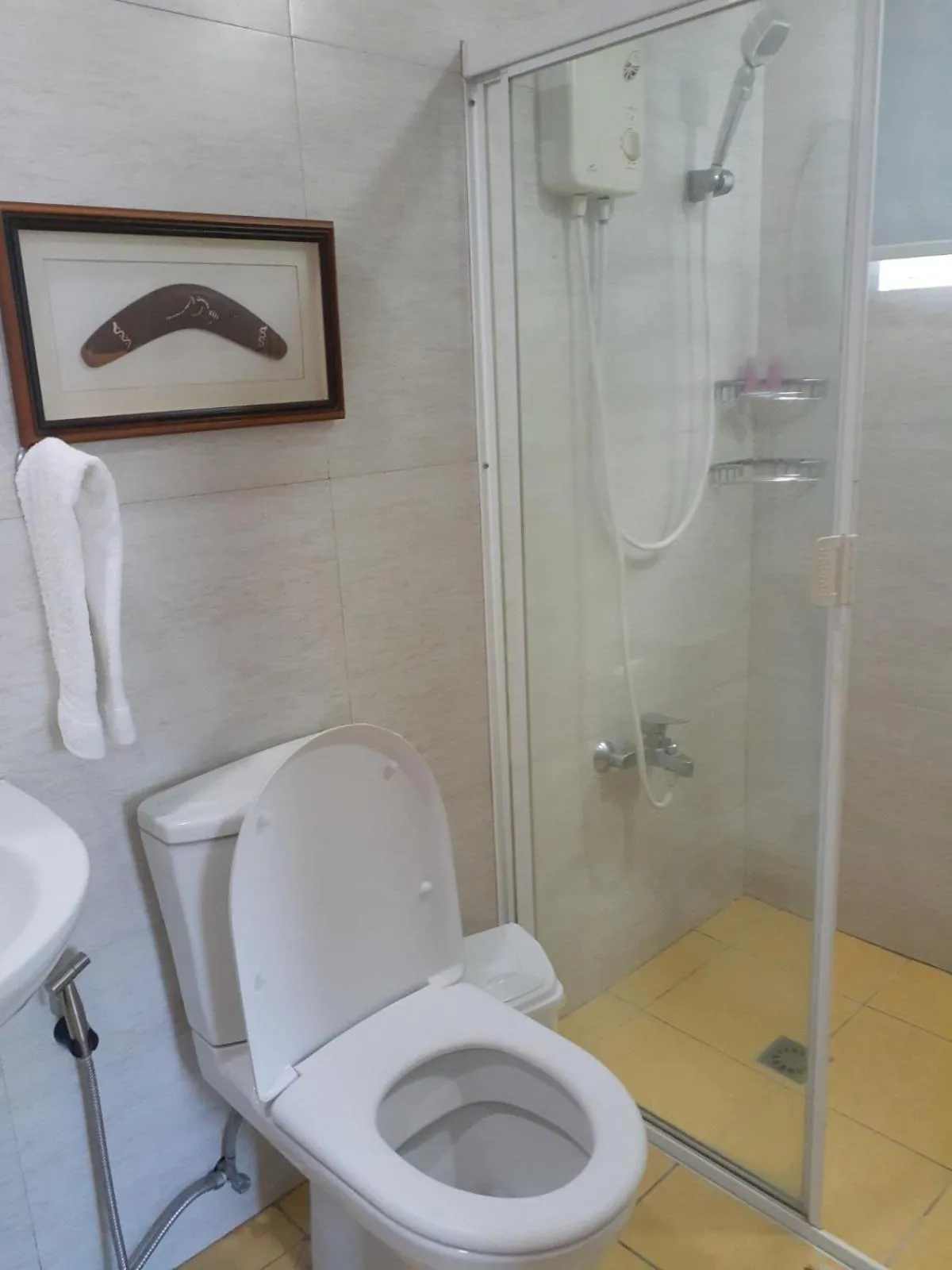 Toilet in Bluewaves Beach House