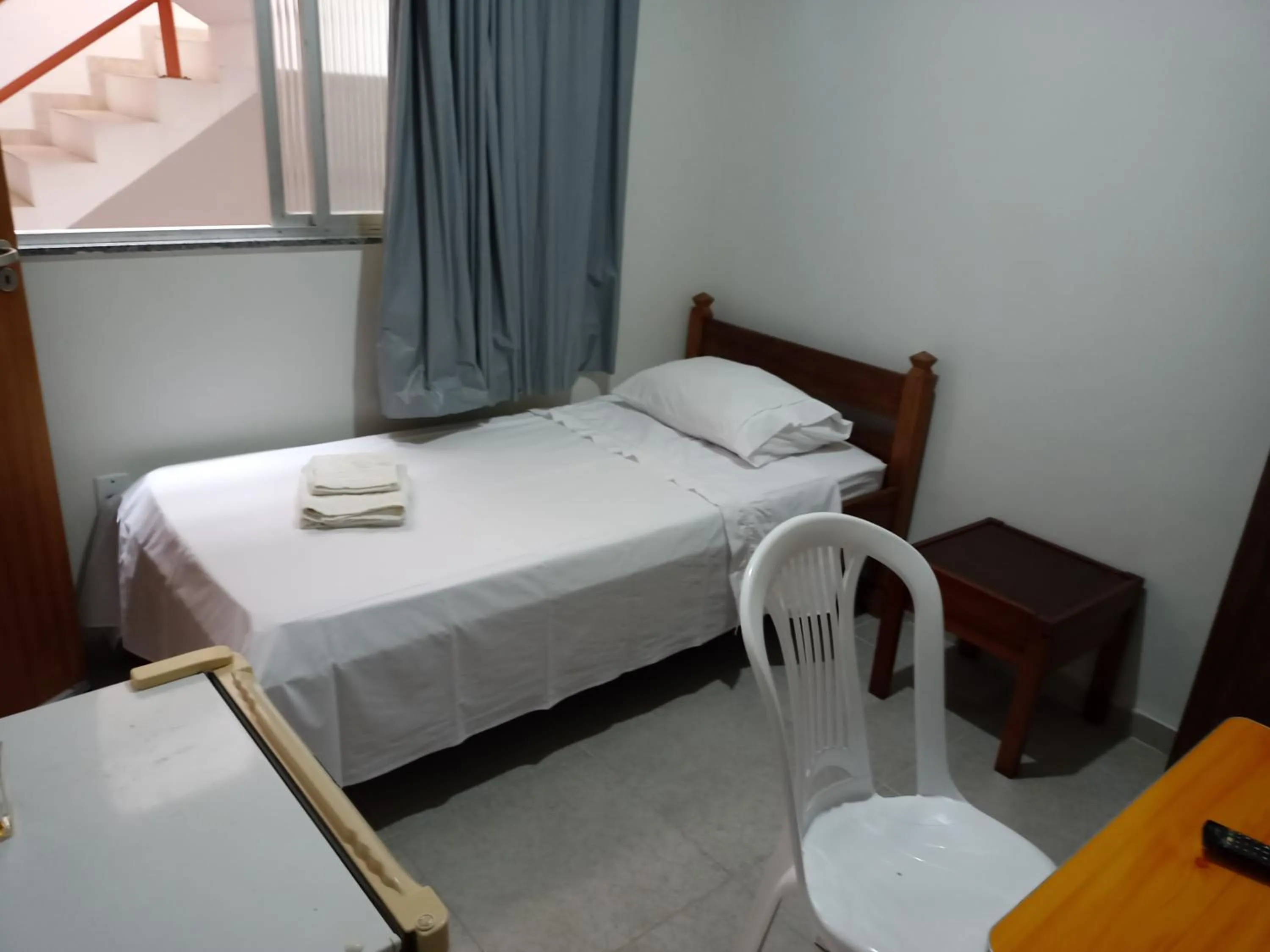 Photo of the whole room, Bed in Suite Vista Mar