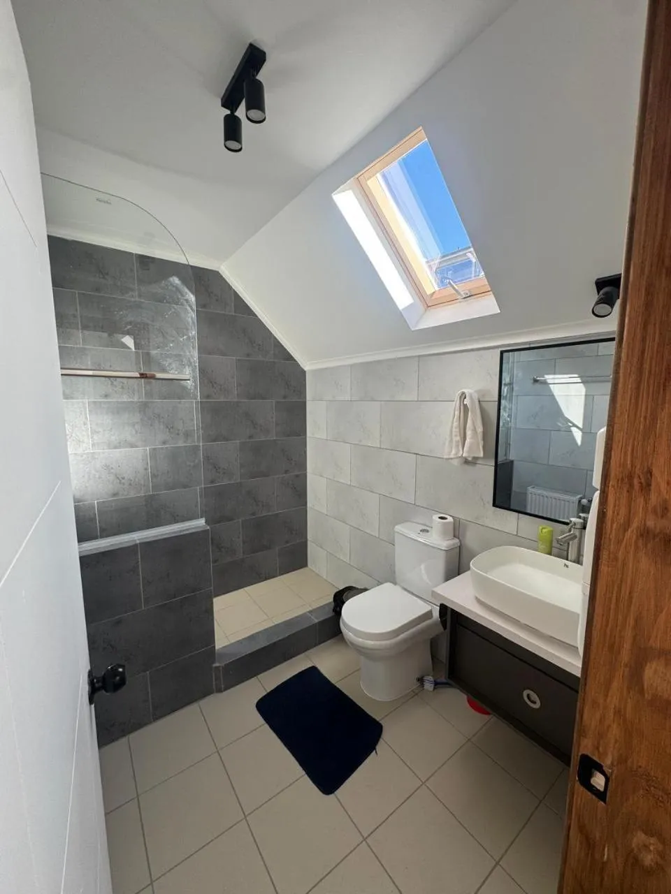 Apartamentos Entre Fronteras