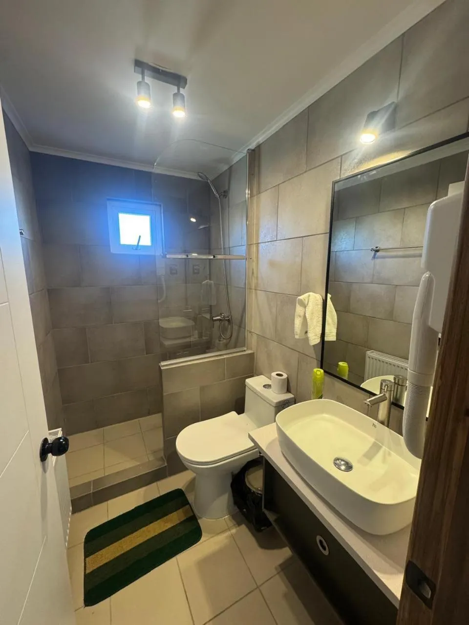 Apartamentos Entre Fronteras