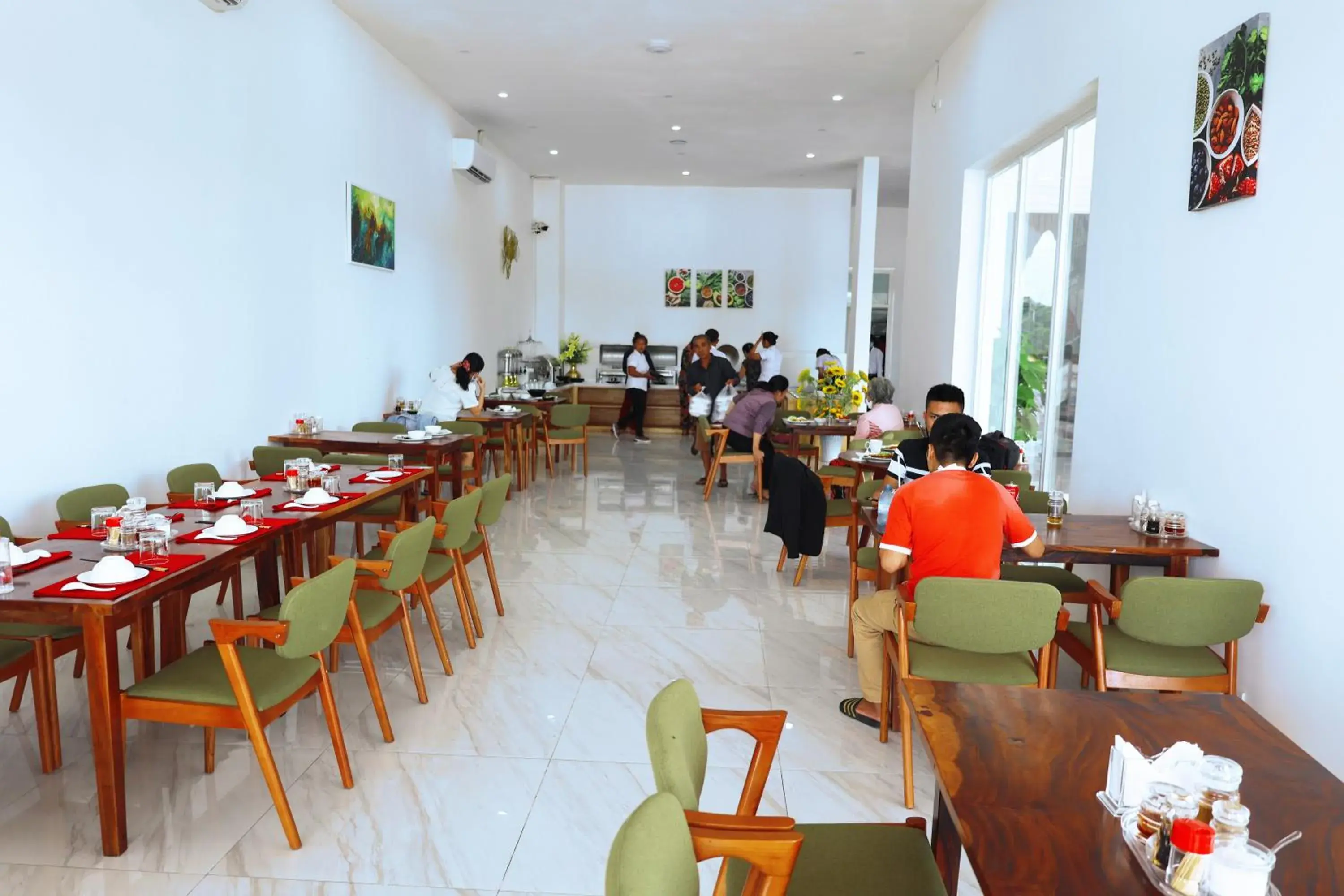 Restaurant/places to eat in Shanghai Resort Restaurant/places to eat in Shanghai Resort