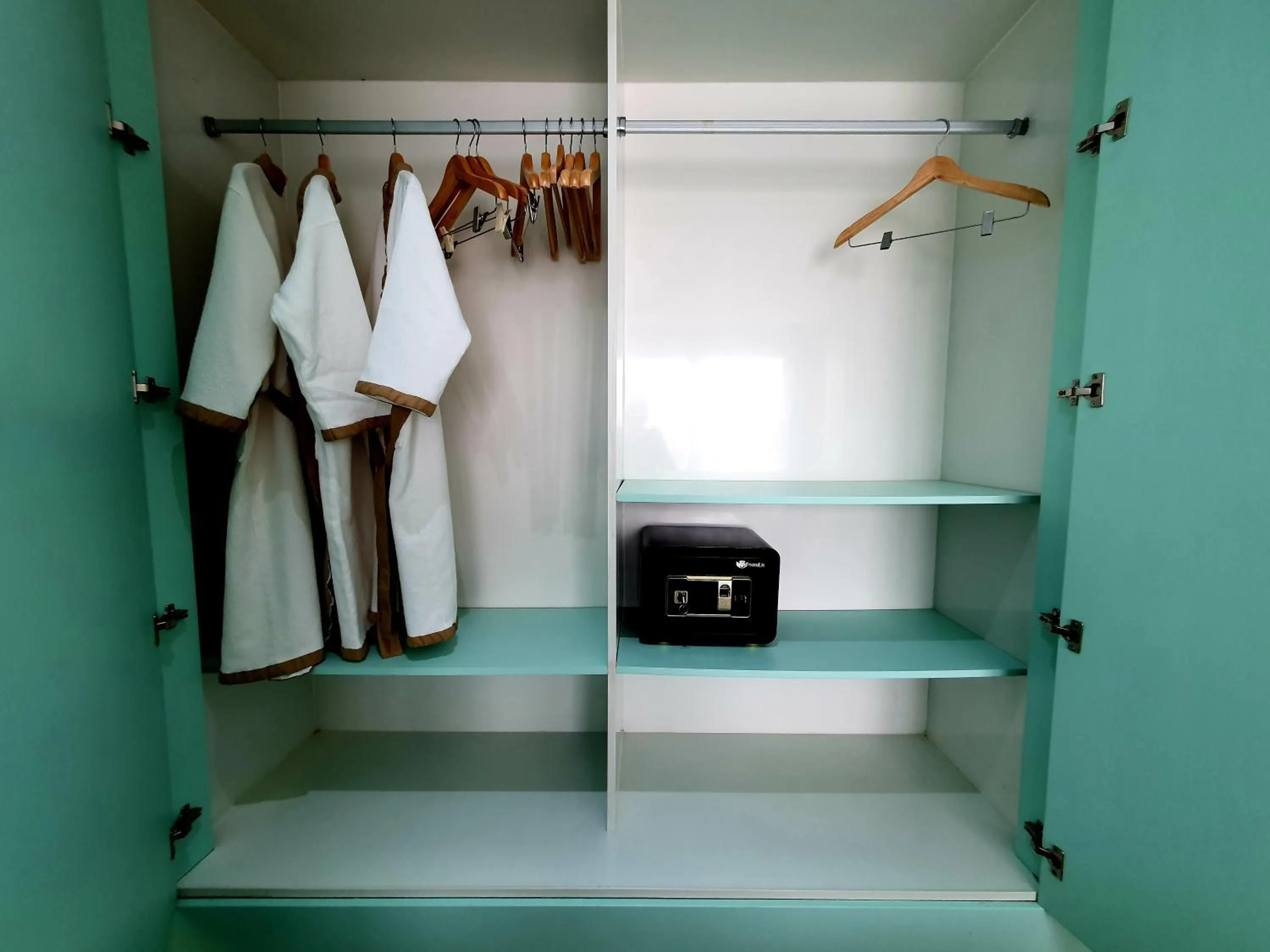 safe in Shanghai Resort