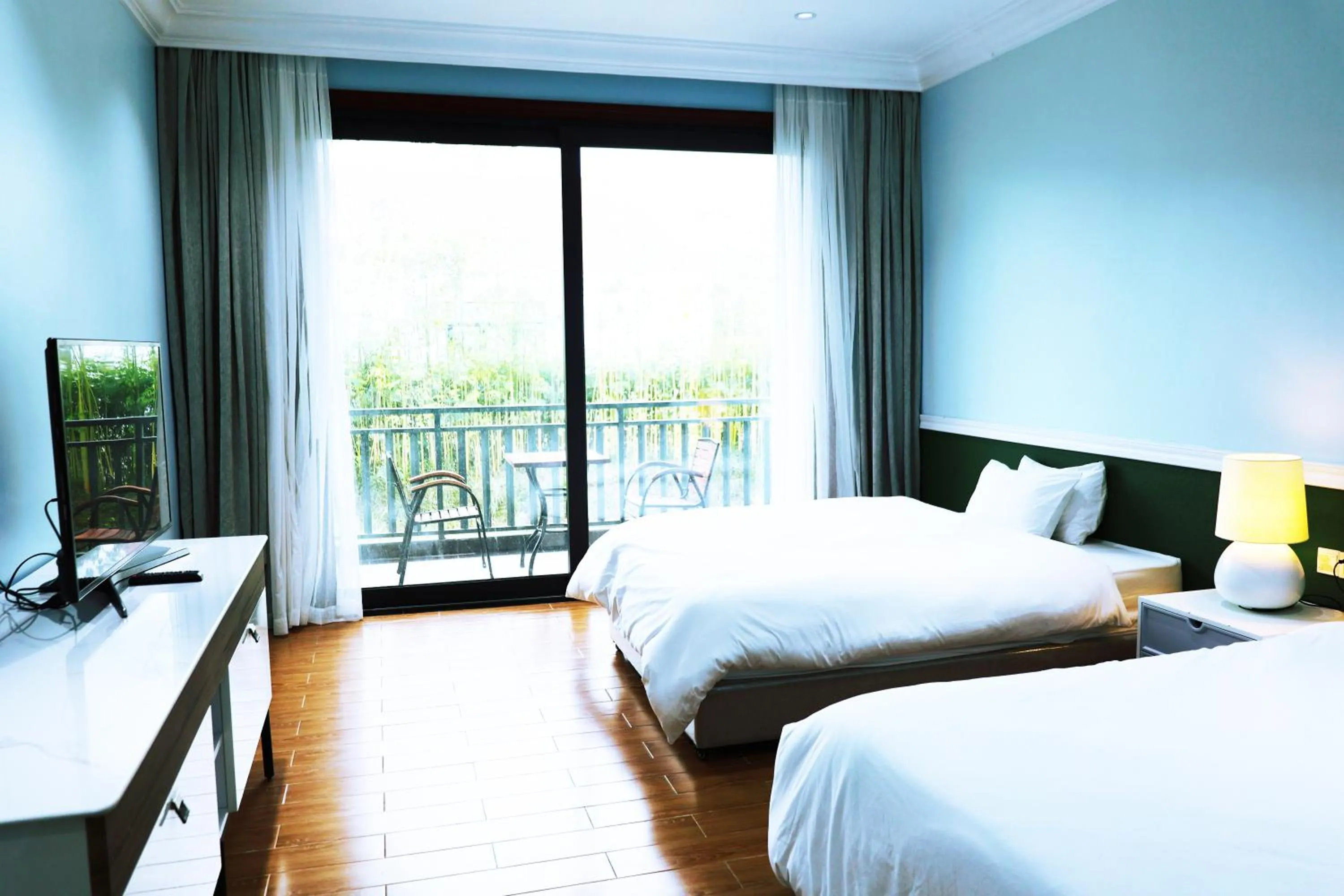 Bed in Shanghai Resort