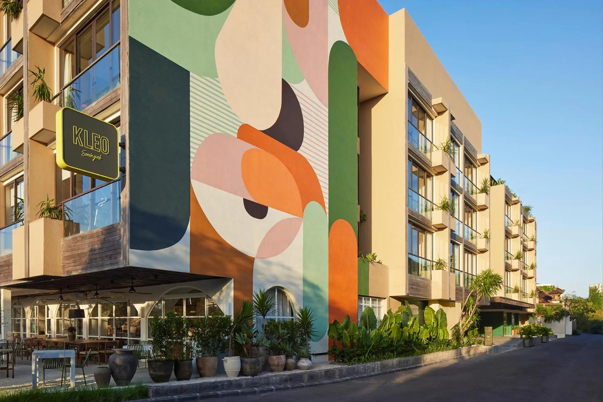 Facade/entrance in Kleo Seminyak, part of JdV by Hyatt