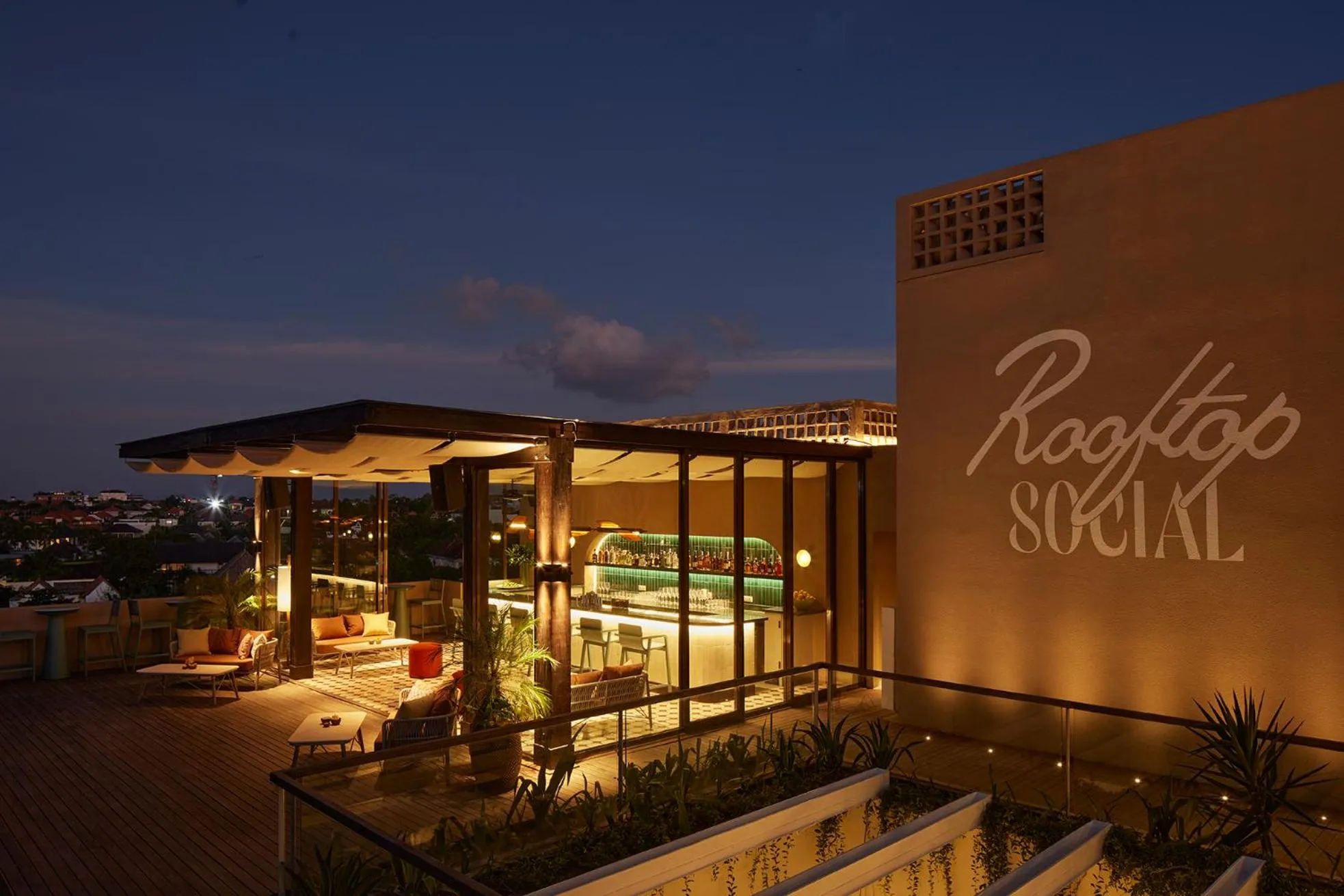 Lounge or bar in Kleo Seminyak, part of JdV by Hyatt