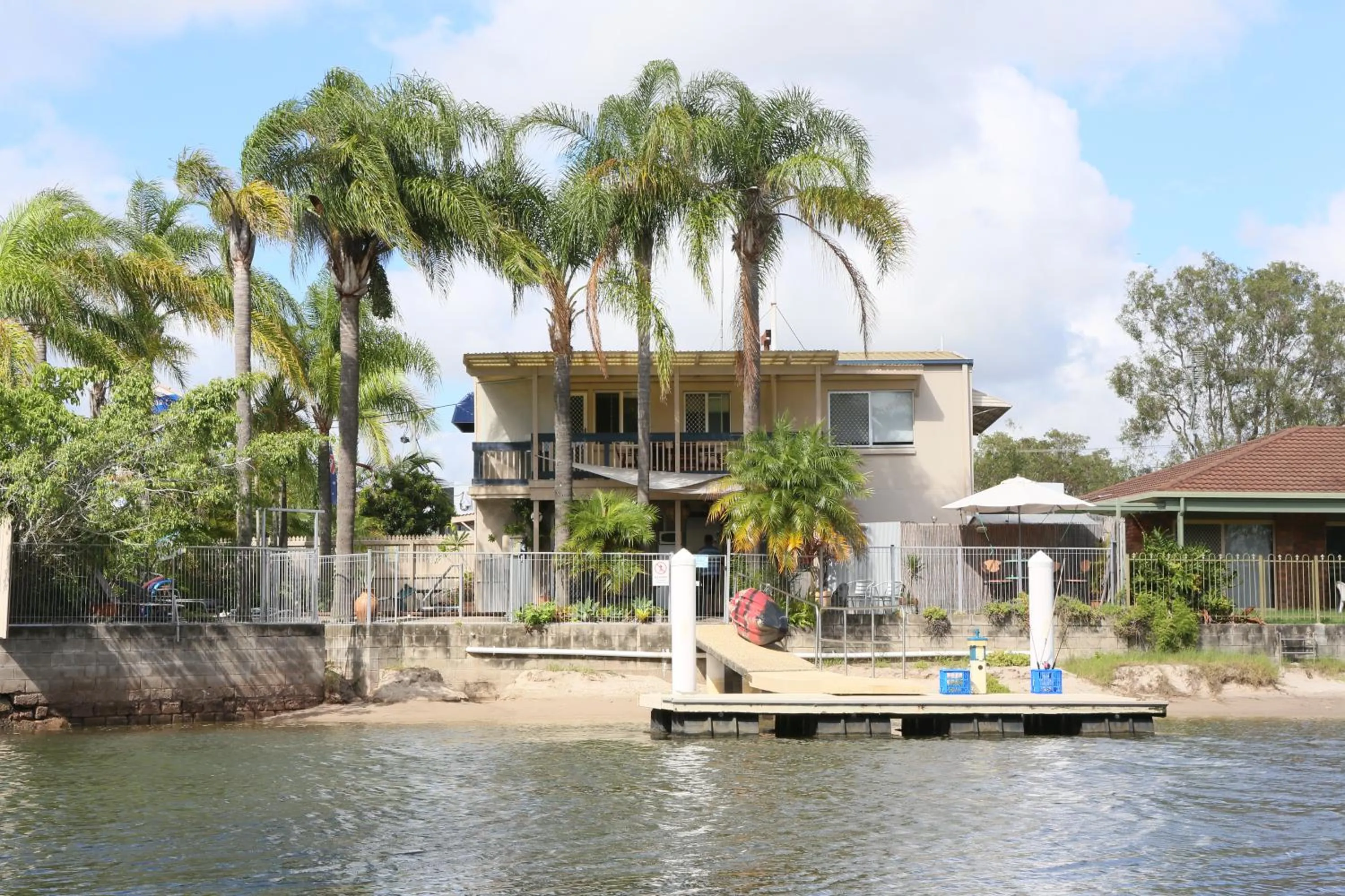Facade/entrance in Kyamba Court Motel