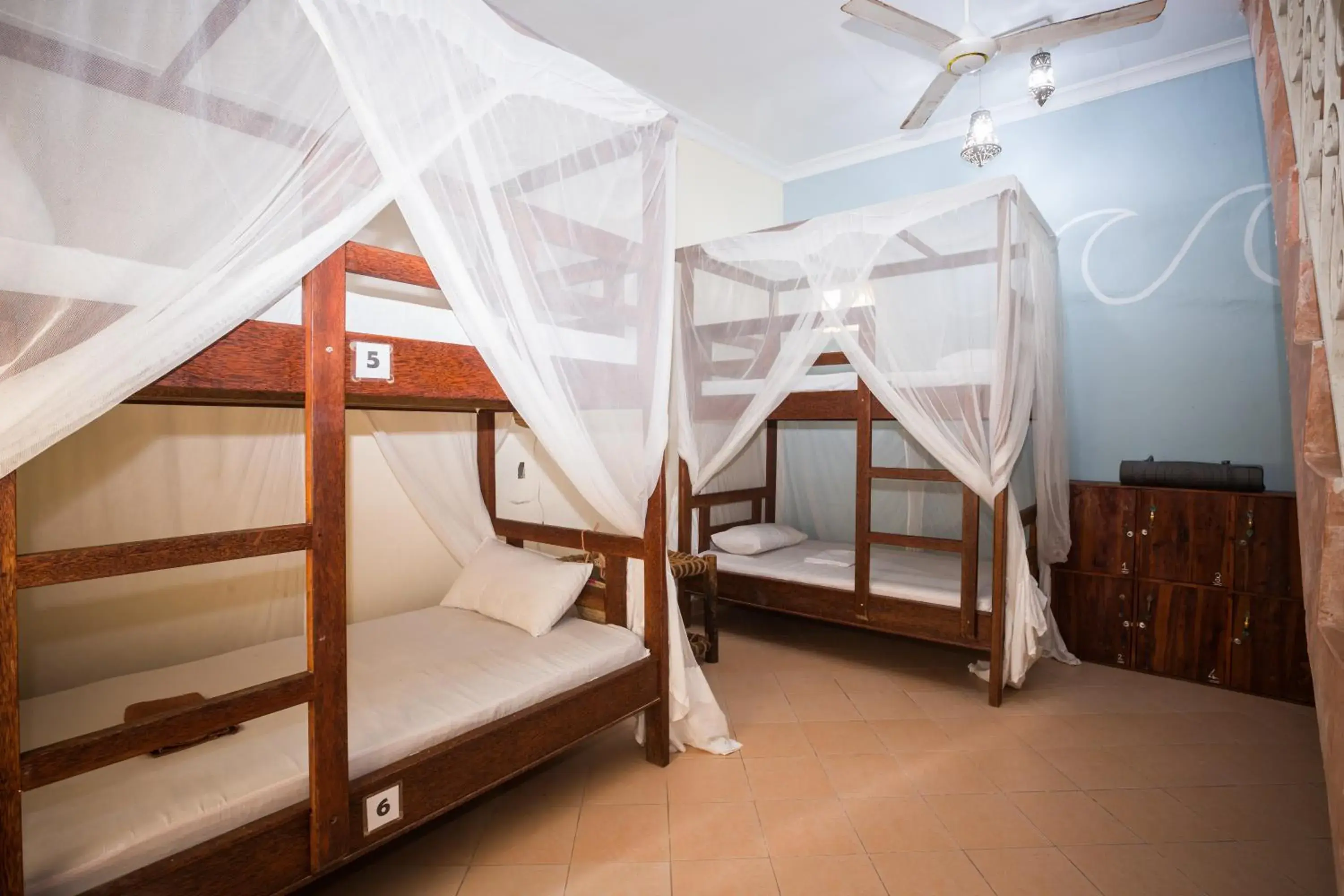 Bed in 6-Bed Mixed Dormitory Room in Ebb & Flow Bed in 6-Bed Mixed Dormitory Room in Ebb & Flow