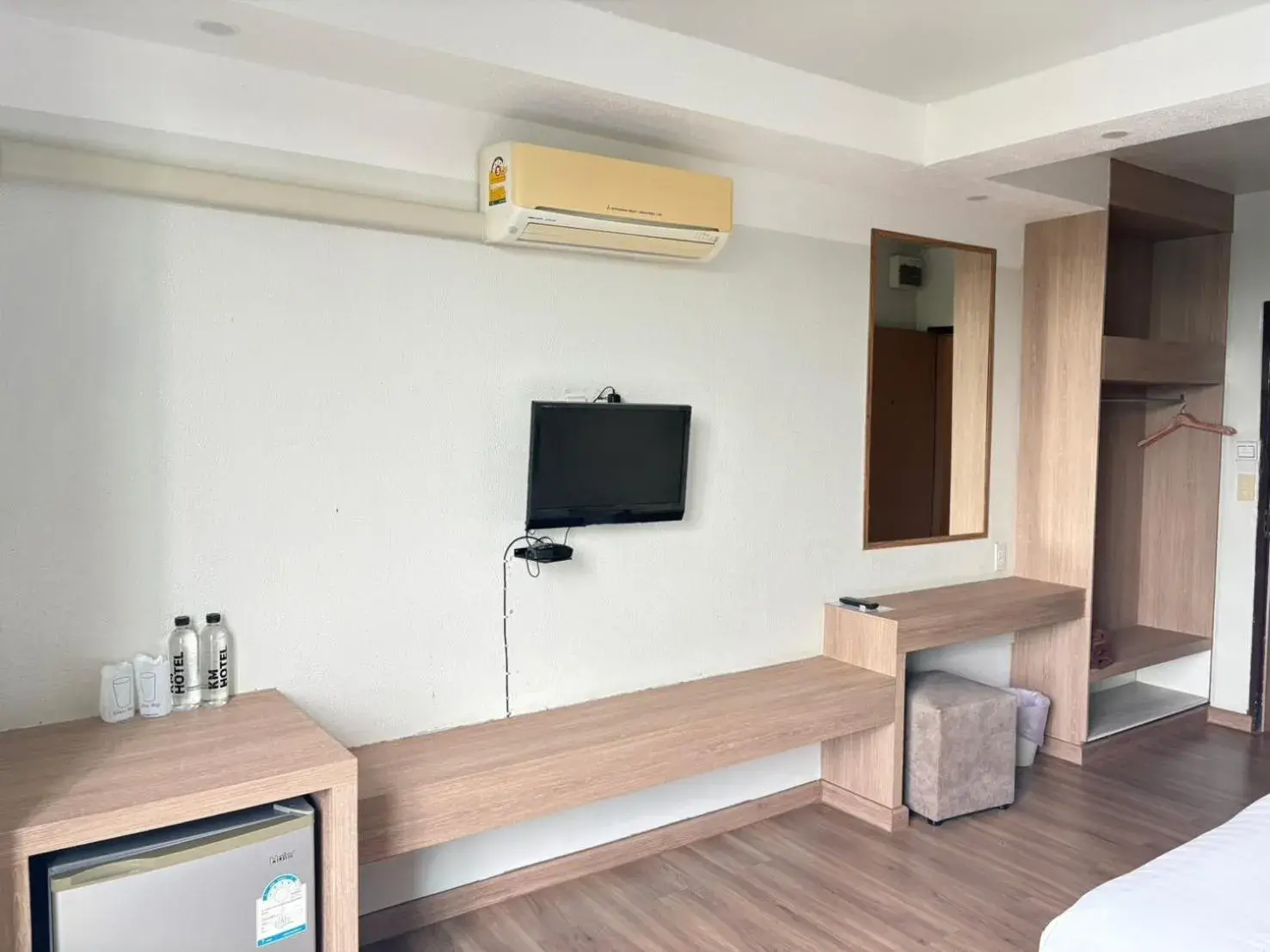 Bed in KM Kwanphayao Hotel Bed in KM Kwanphayao Hotel