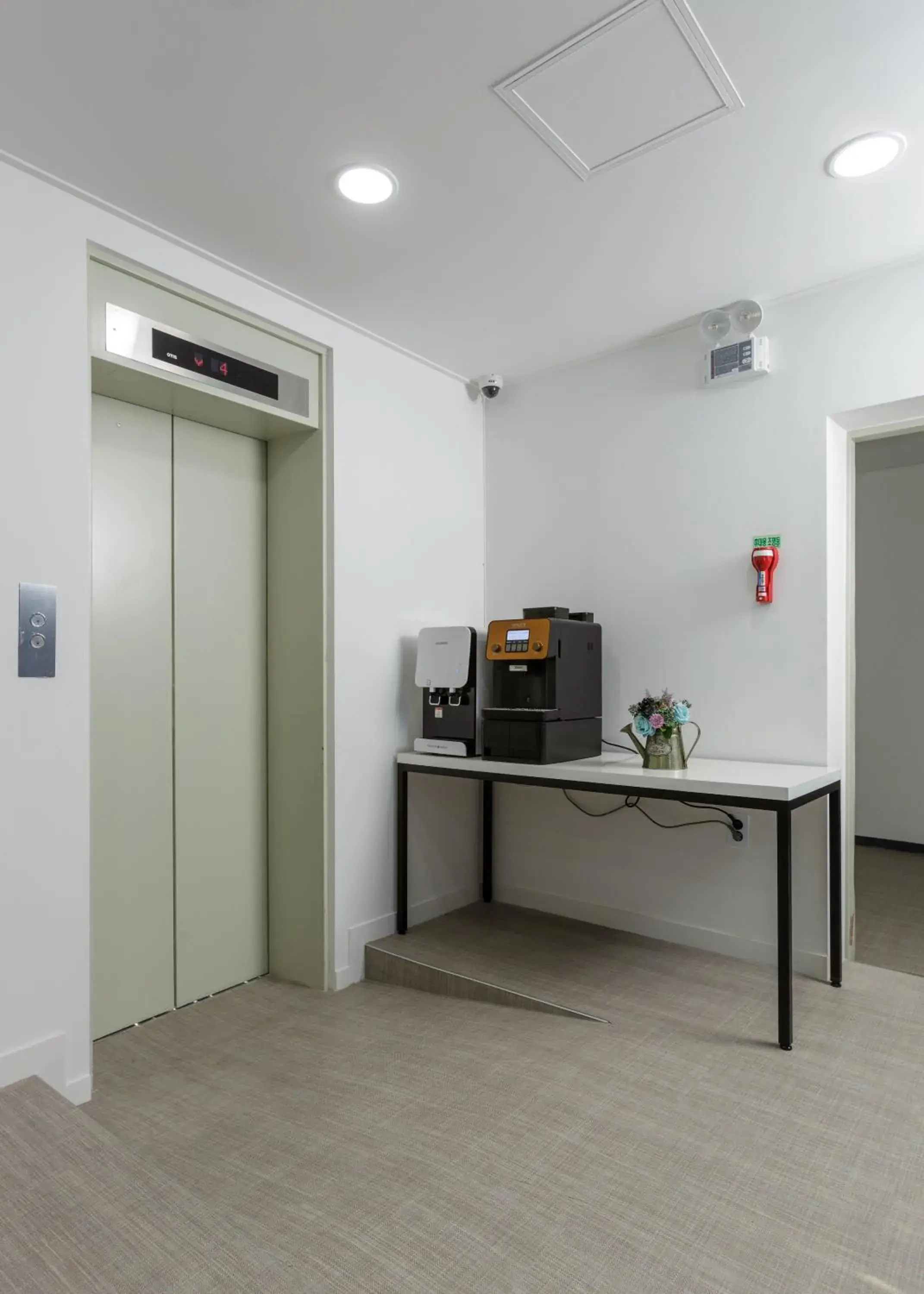 Property building in Myeongdong Sunshine Guesthouse Property building in Myeongdong Sunshine Guesthouse