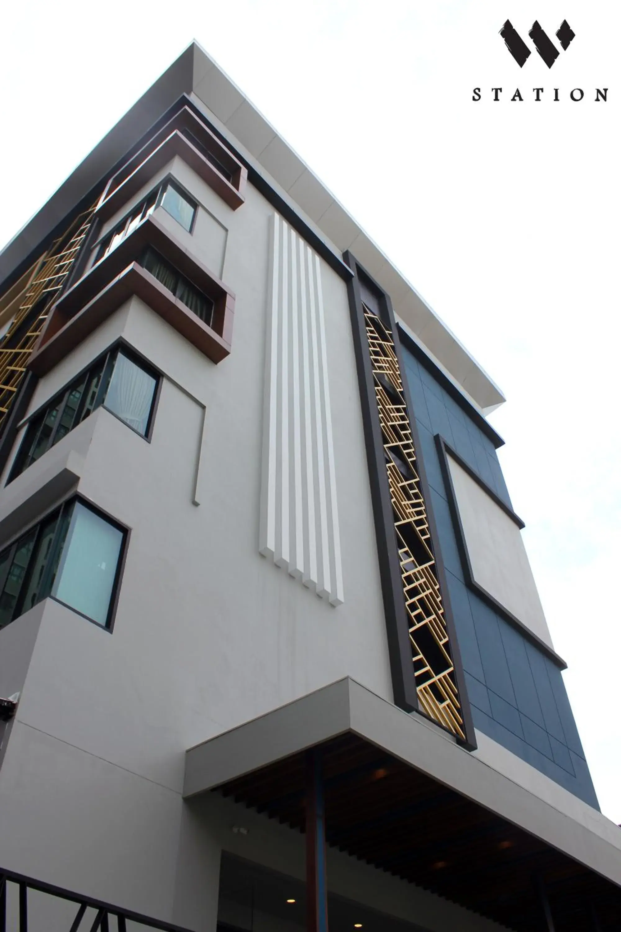 Property building in W Station Property building in W Station