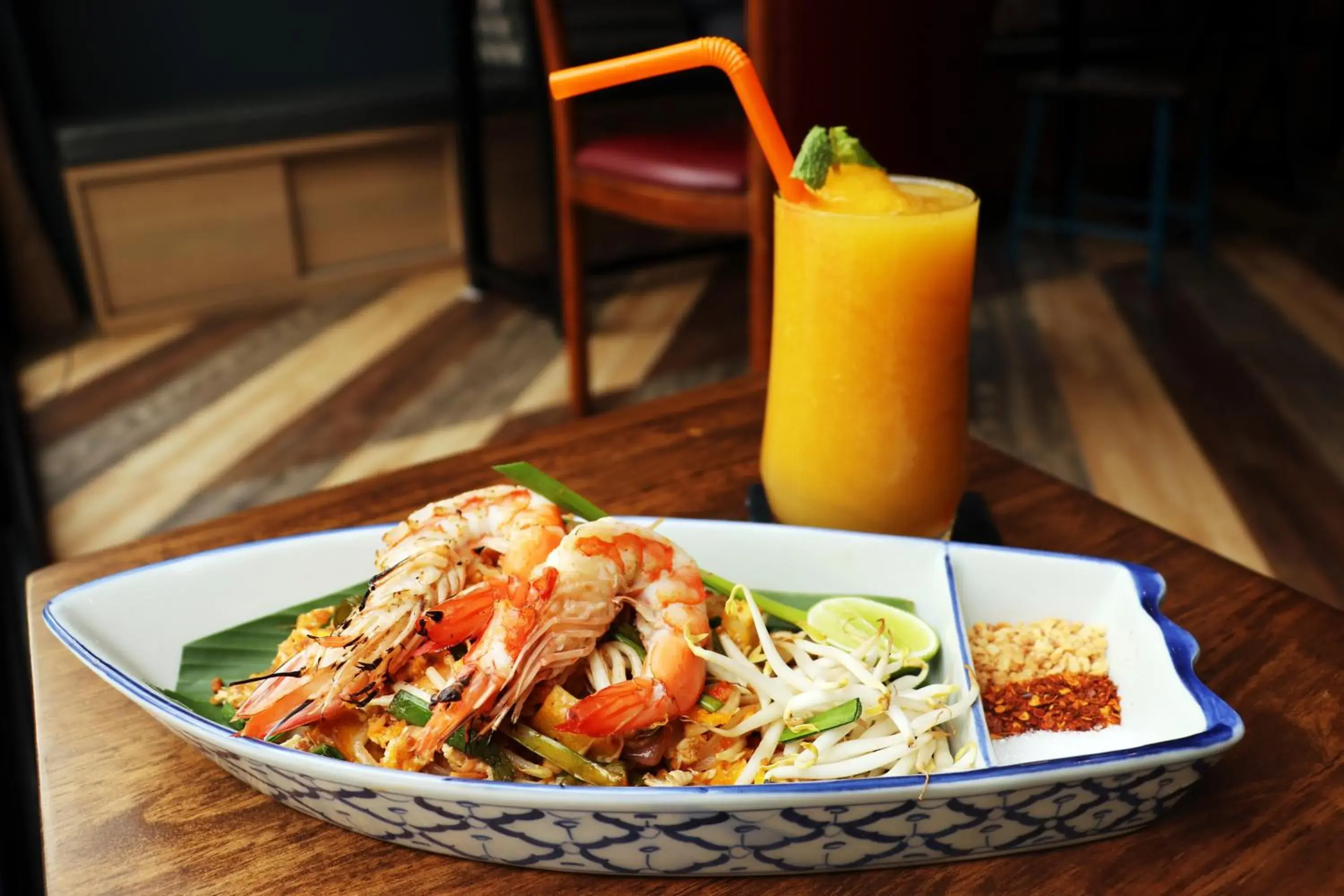 Restaurant/places to eat in W Station Restaurant/places to eat in W Station