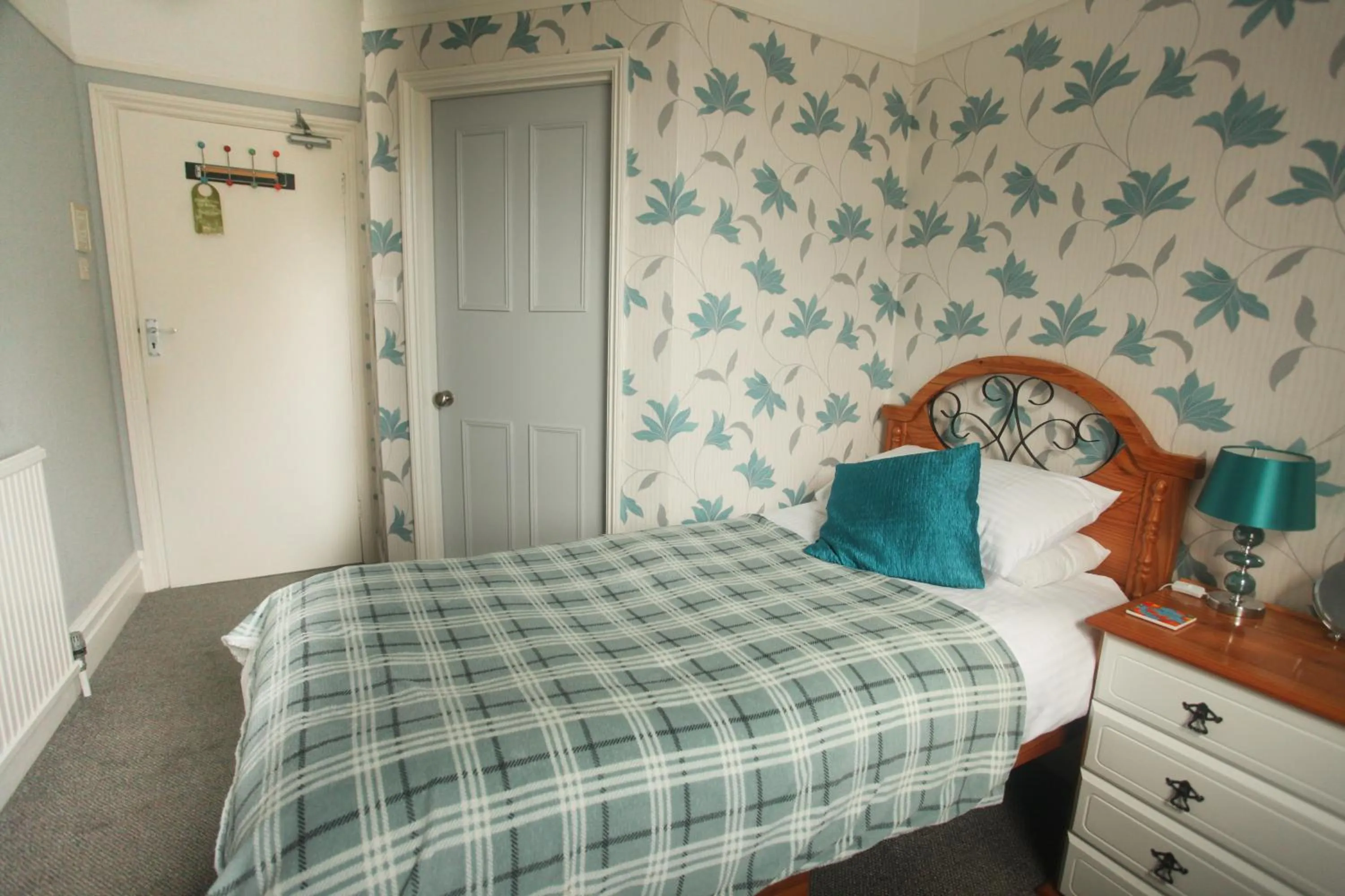 Bedroom, Bed in The Clydesdale