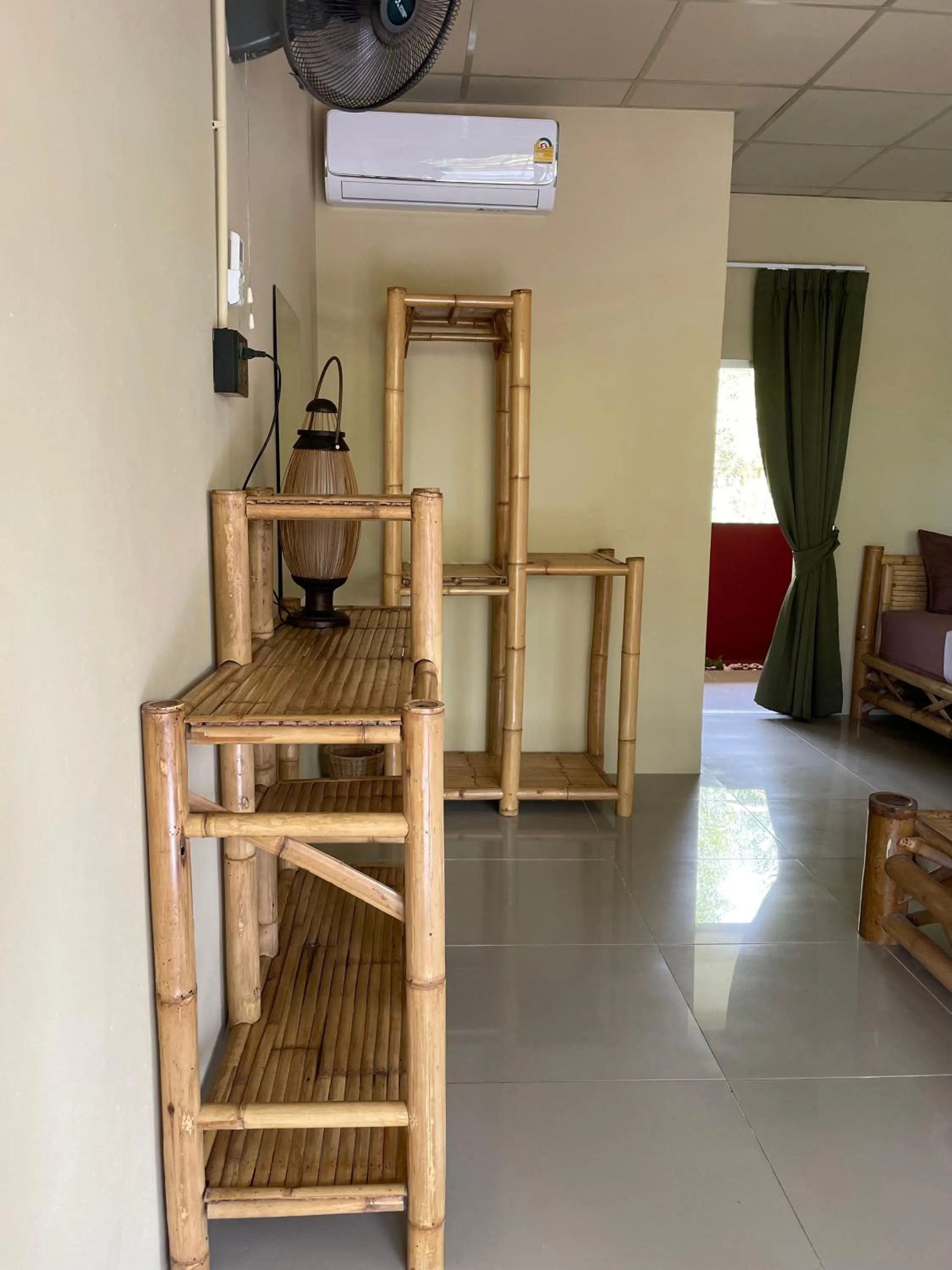 wardrobe in Mythai Guesthouse