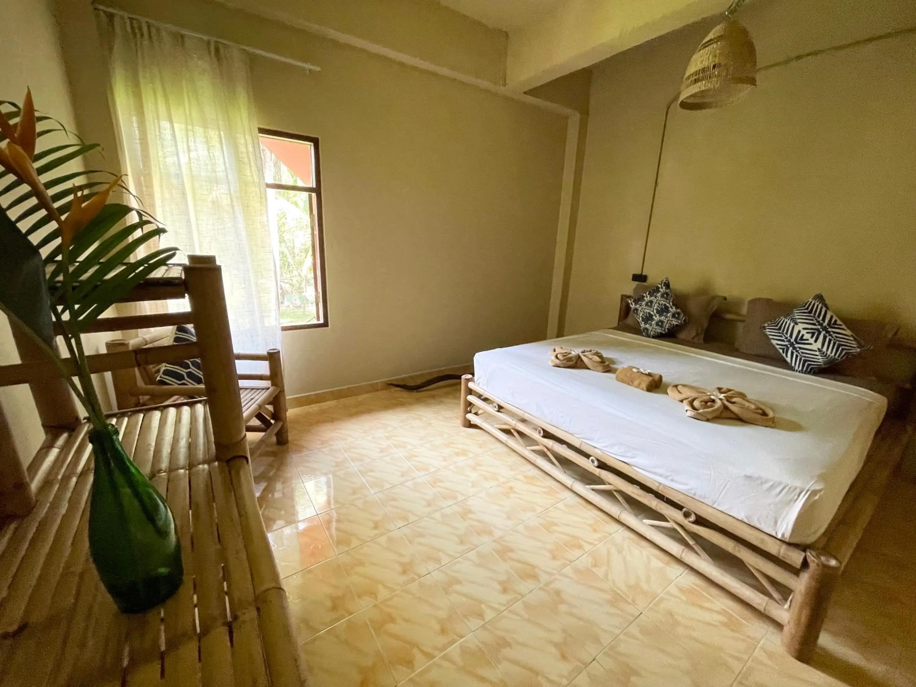 Bedroom, Bed in Mythai Guesthouse