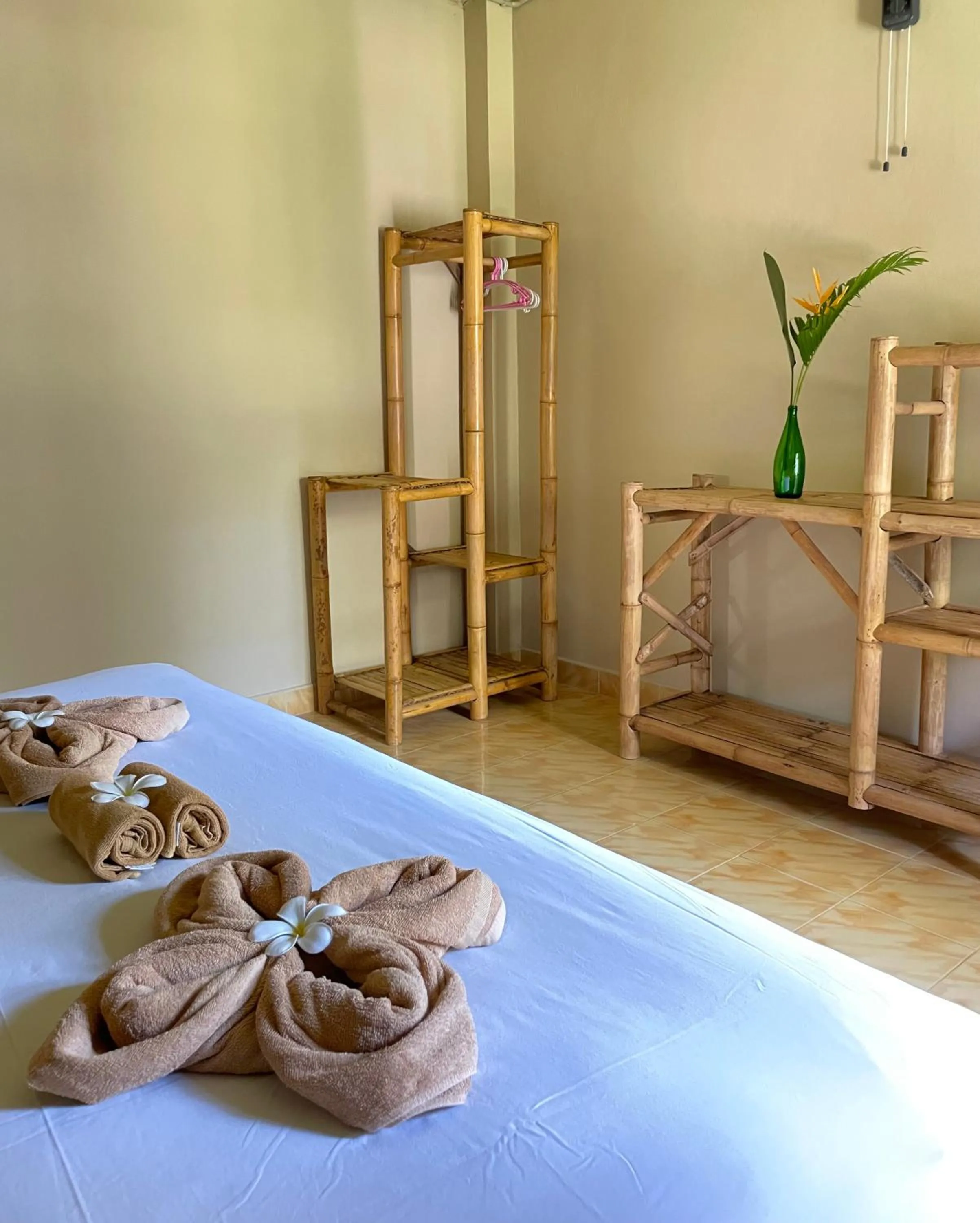 Bed in Mythai Guesthouse
