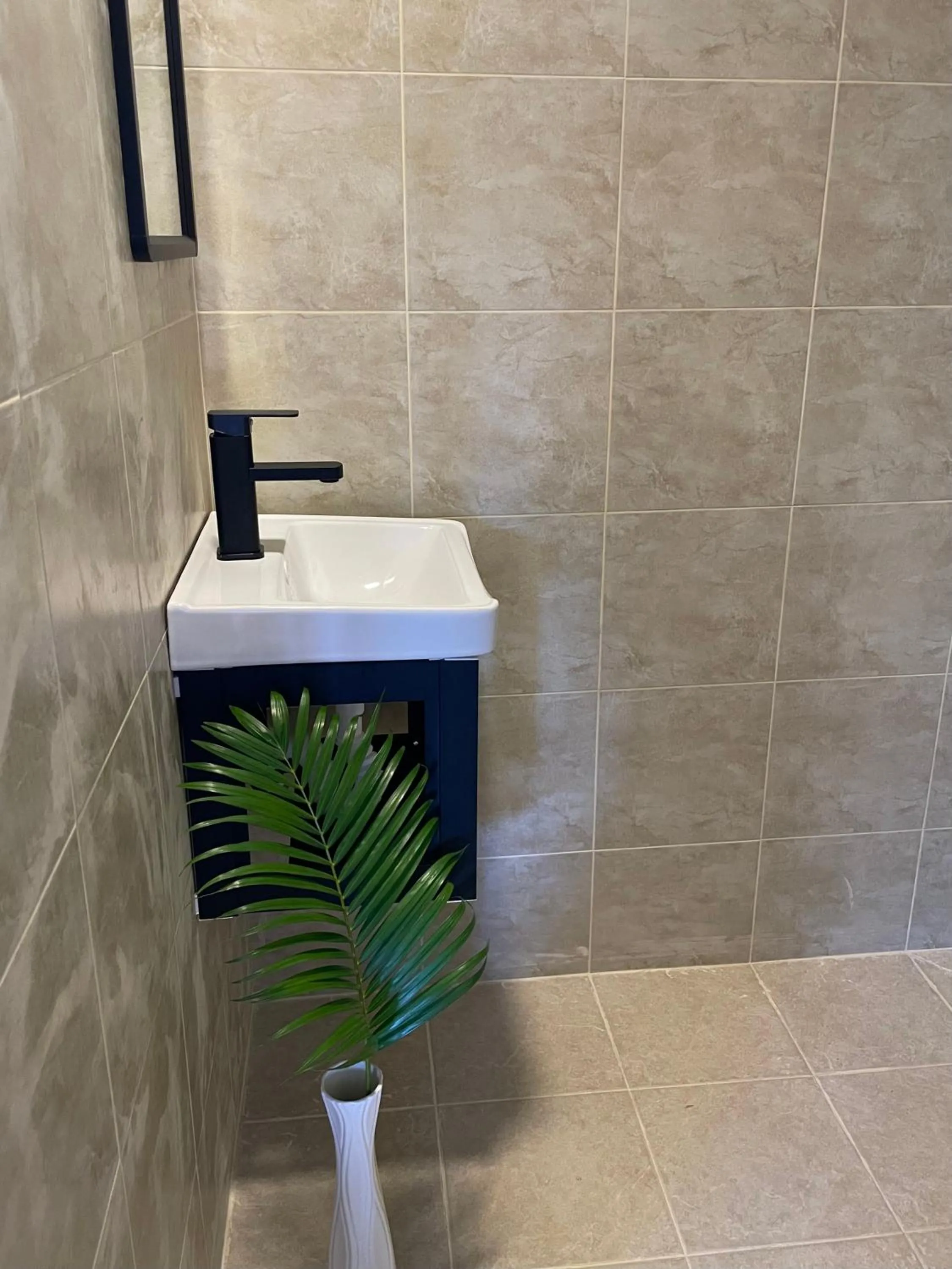 Bathroom in Mythai Guesthouse