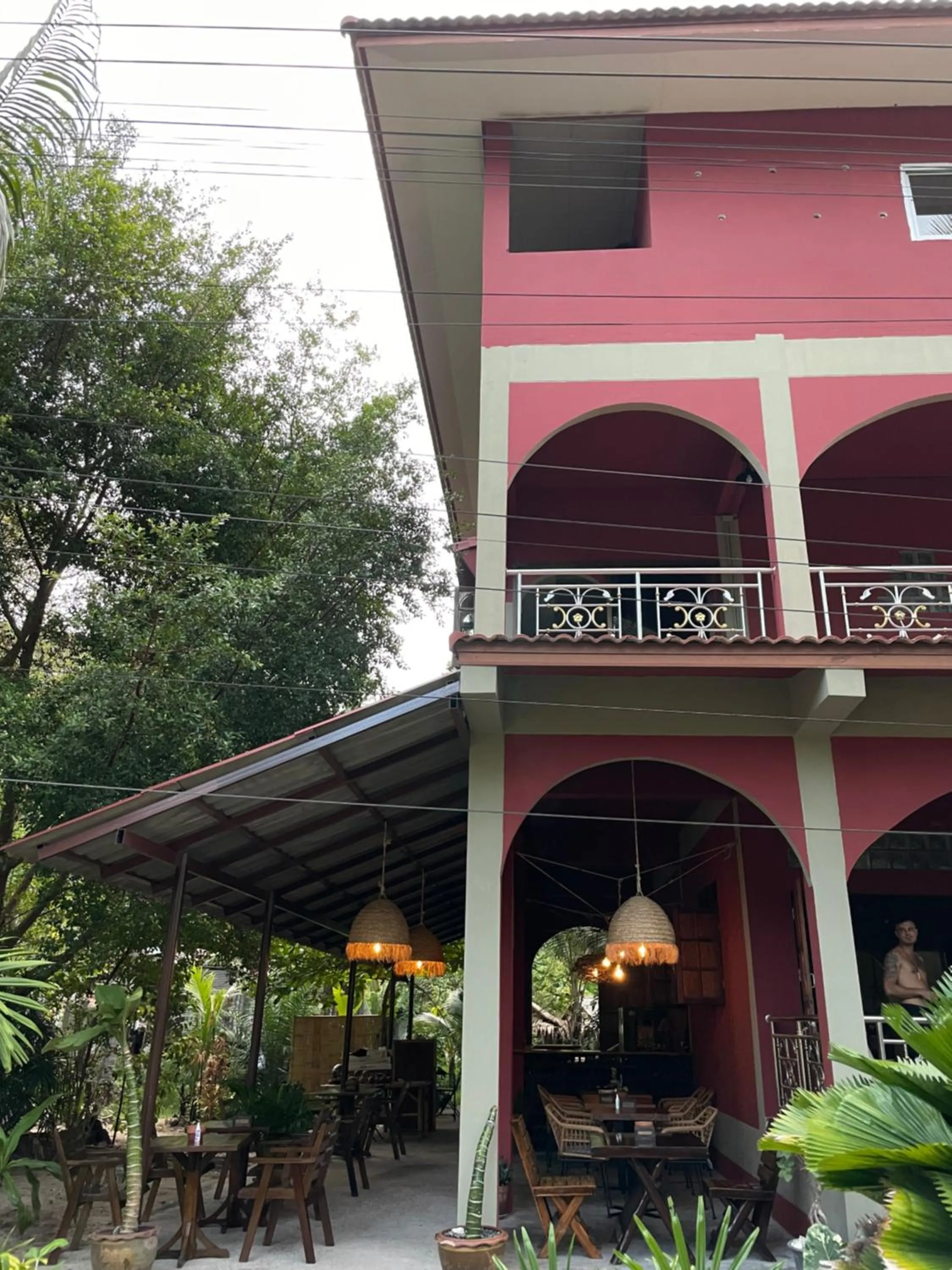 Restaurant/places to eat in Mythai Guesthouse