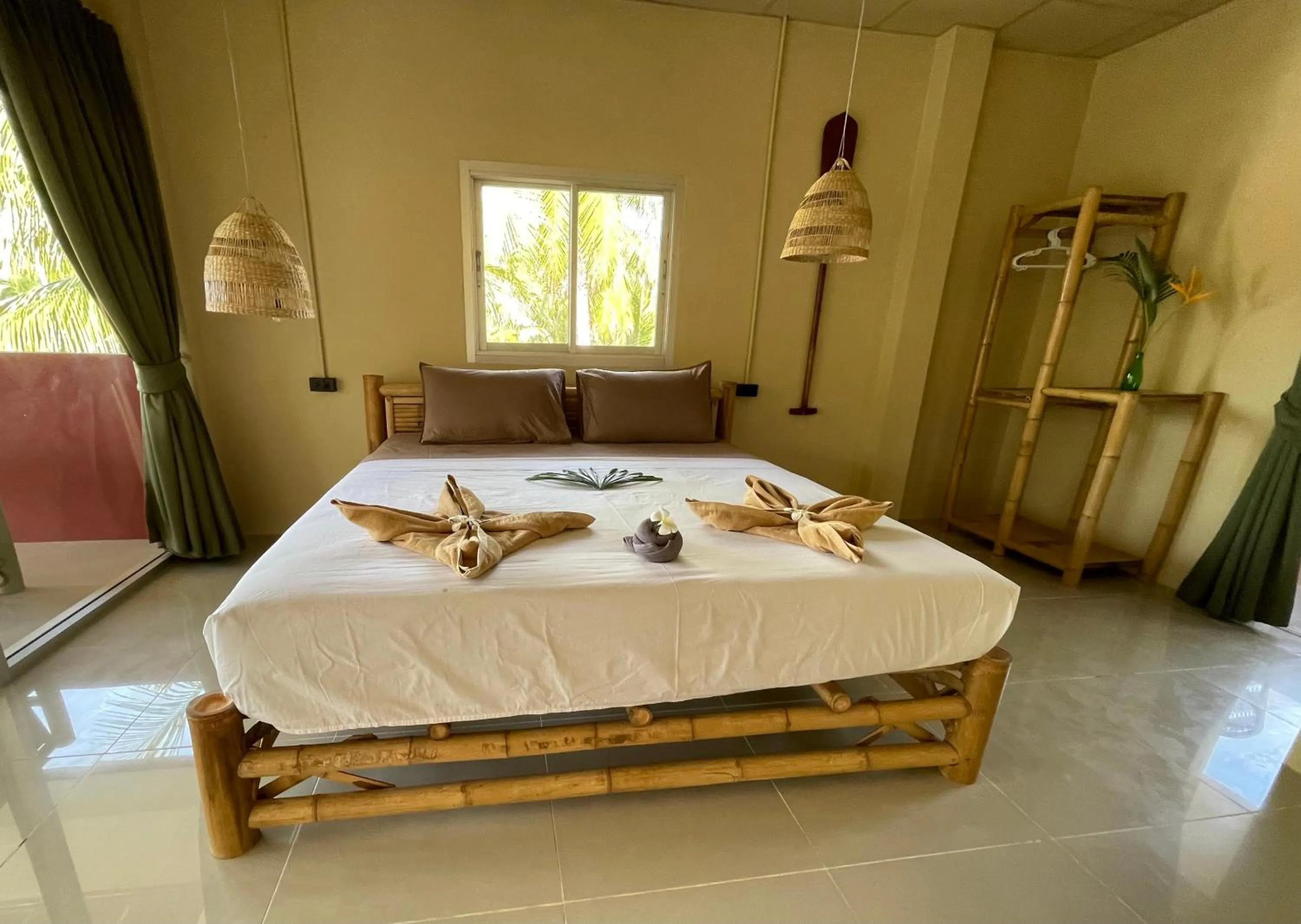 Bedroom, Bed in Mythai Guesthouse