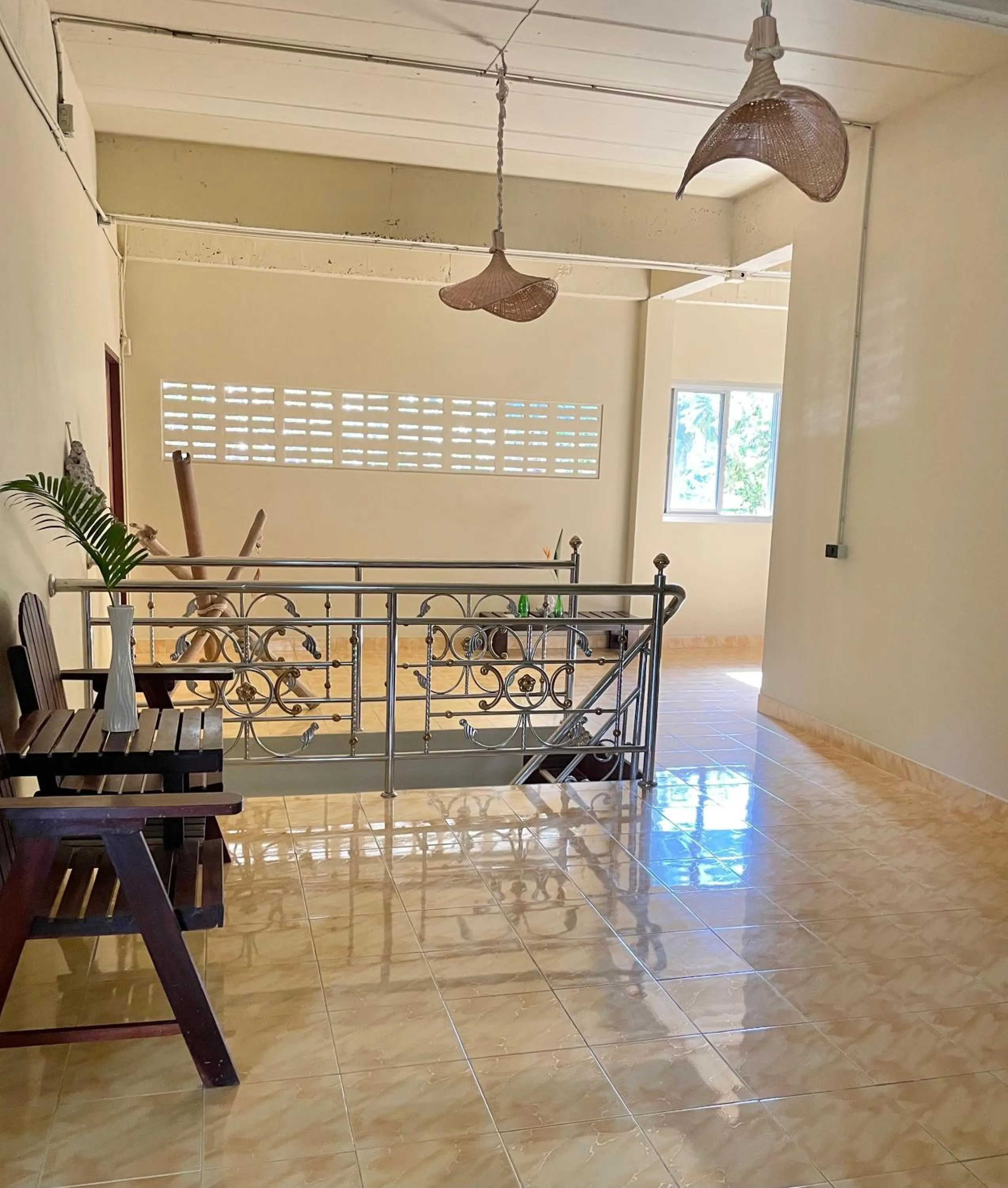 Living room in Mythai Guesthouse