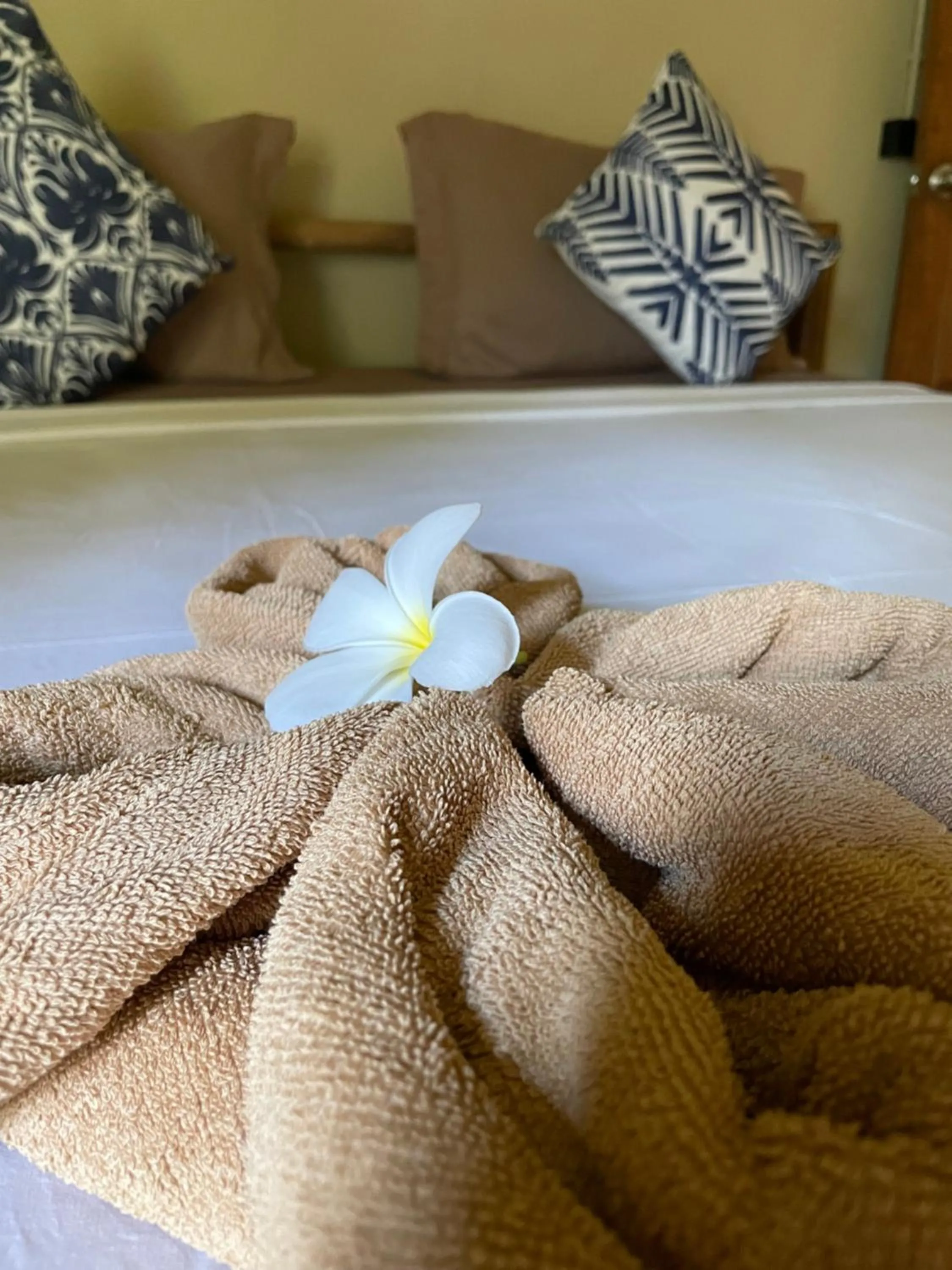 Bed in Mythai Guesthouse