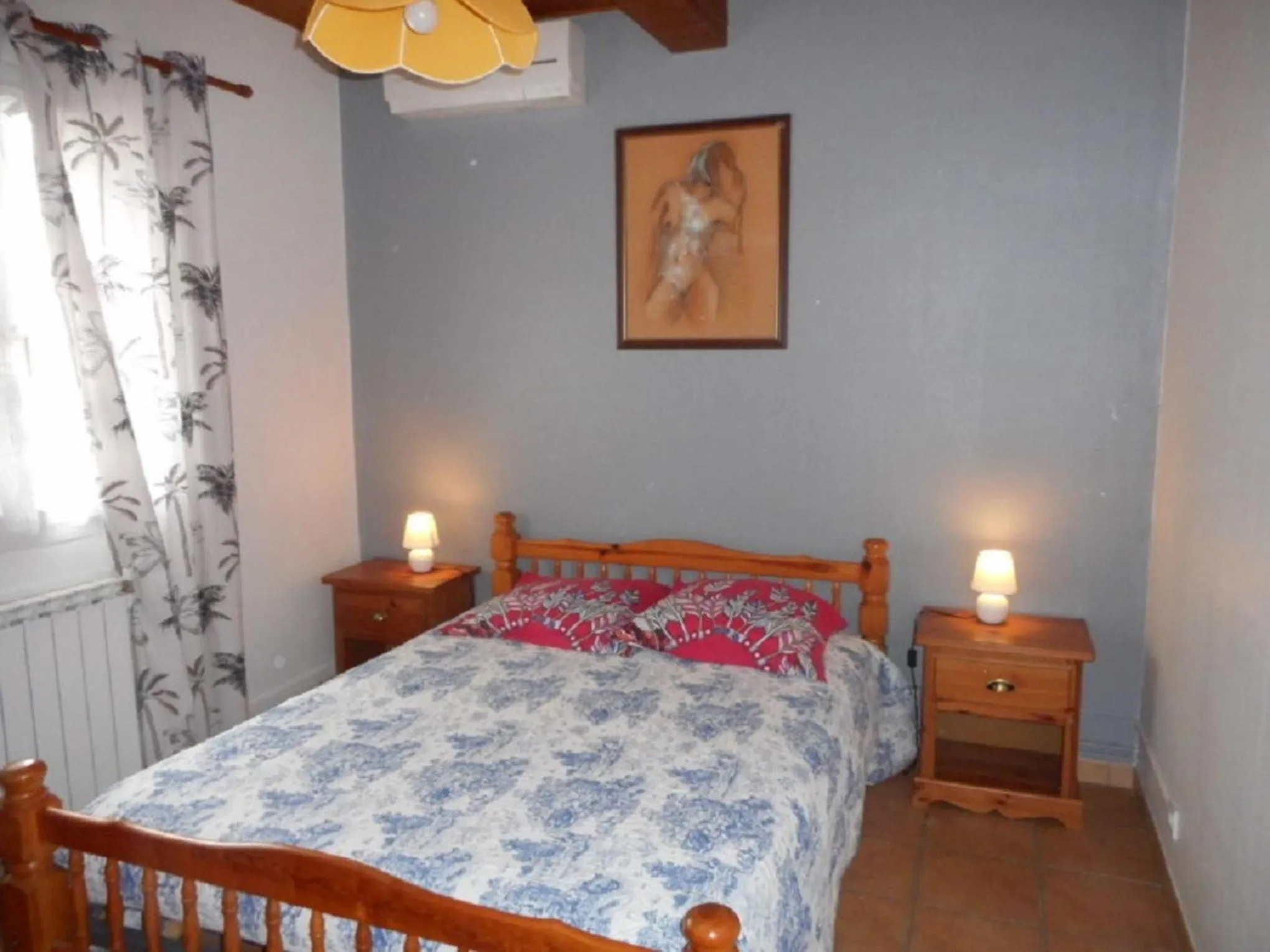 Photo of the whole room, Bed in Le Rieufroid